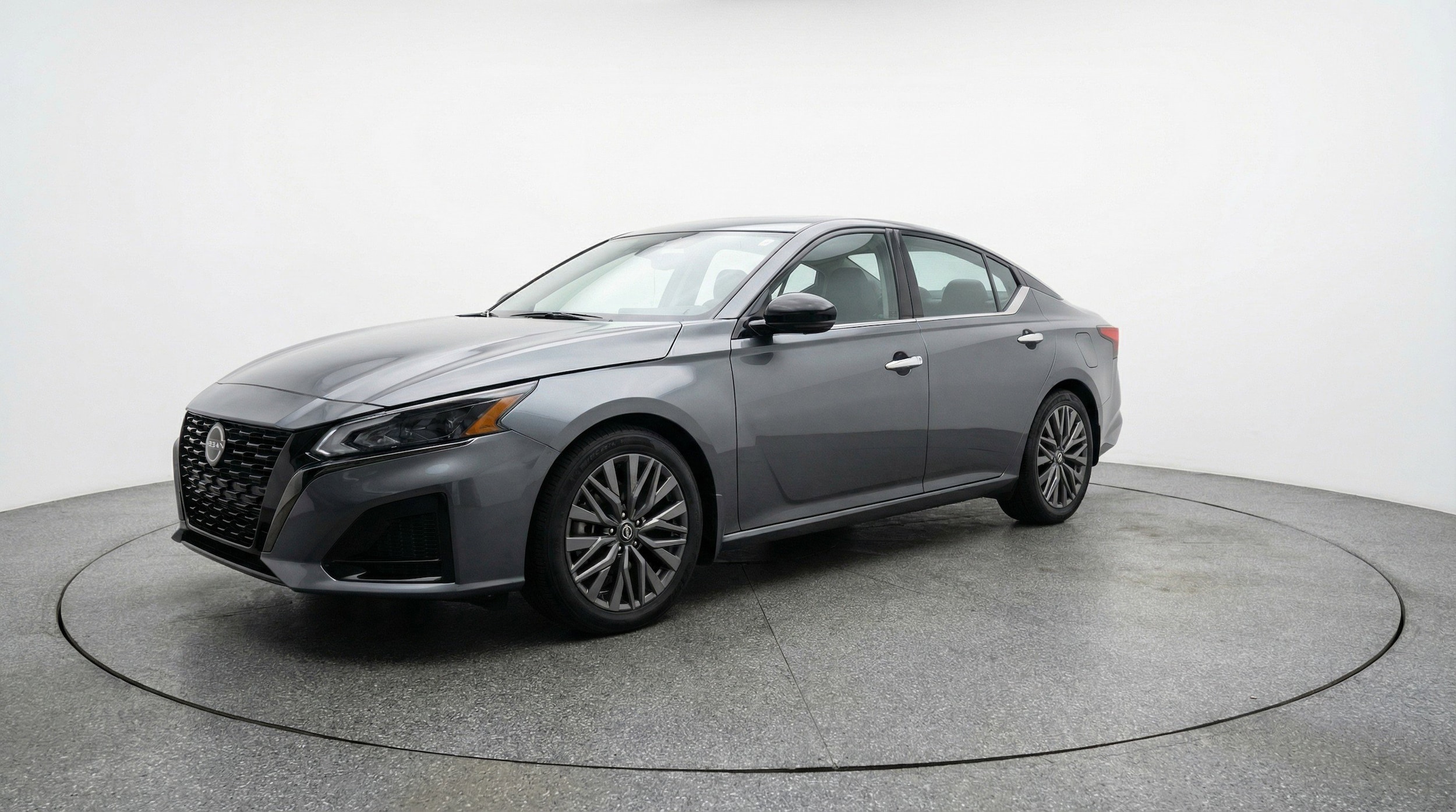 Thumbnail: 2025 Nissan Altima - 3