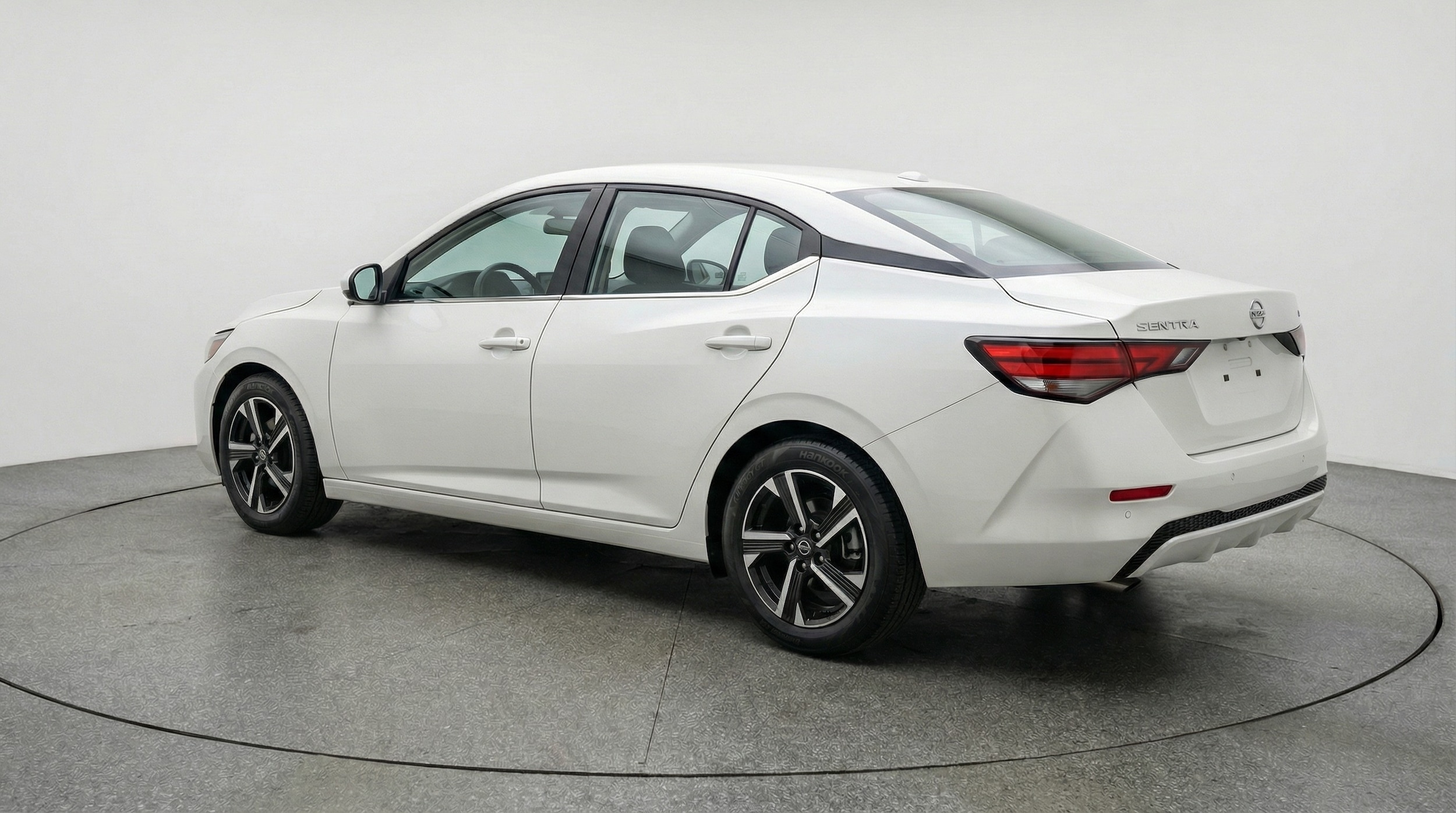 Thumbnail: 2025 Nissan Sentra - 5