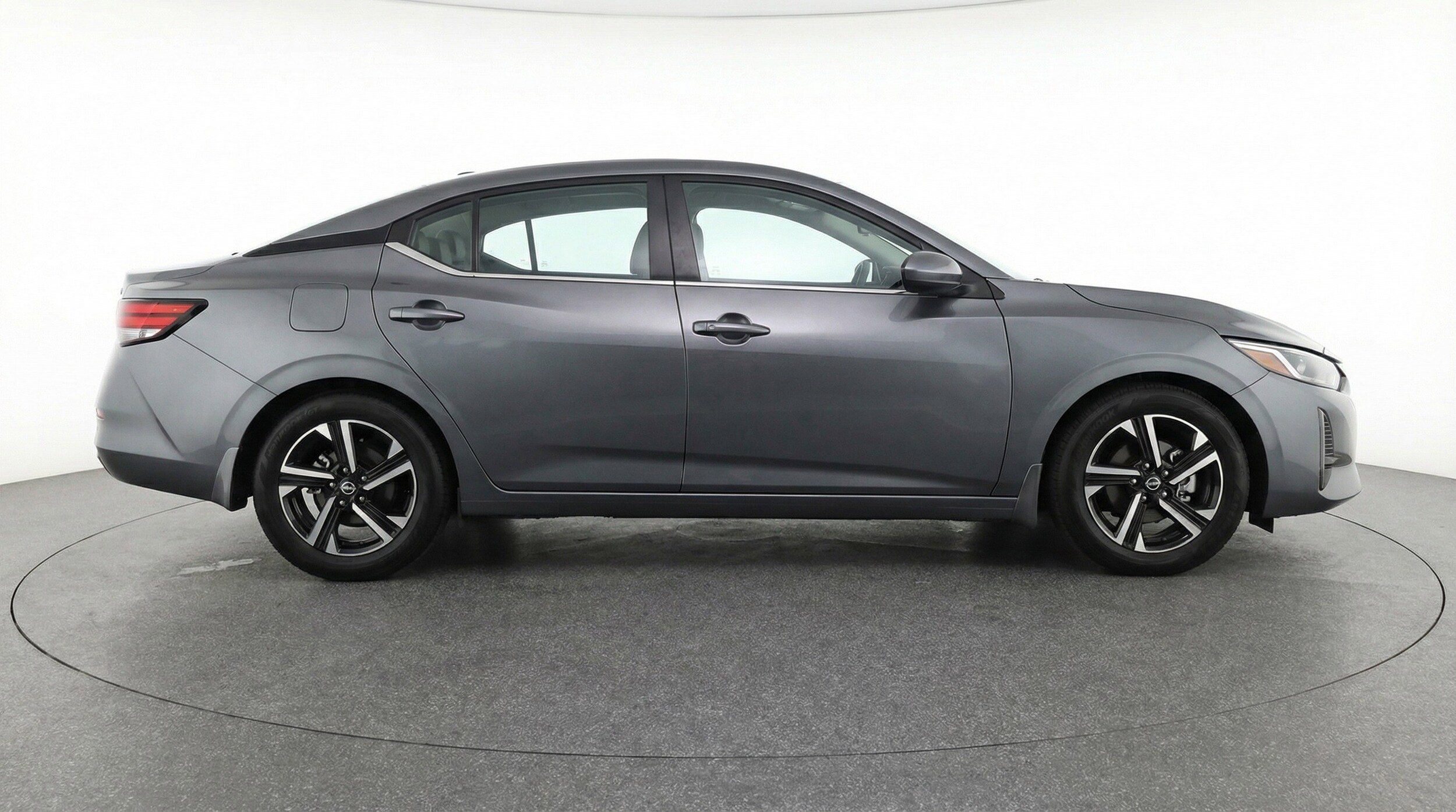 Thumbnail: 2025 Nissan Sentra - 11