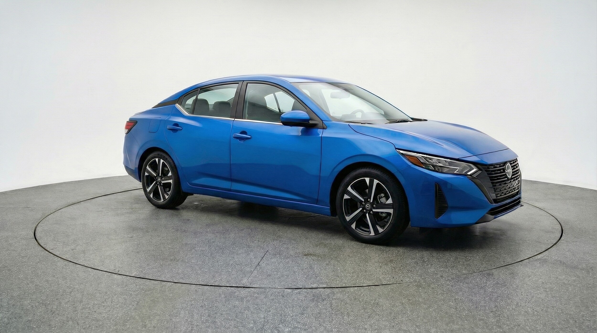 Thumbnail: 2025 Nissan Sentra - 1