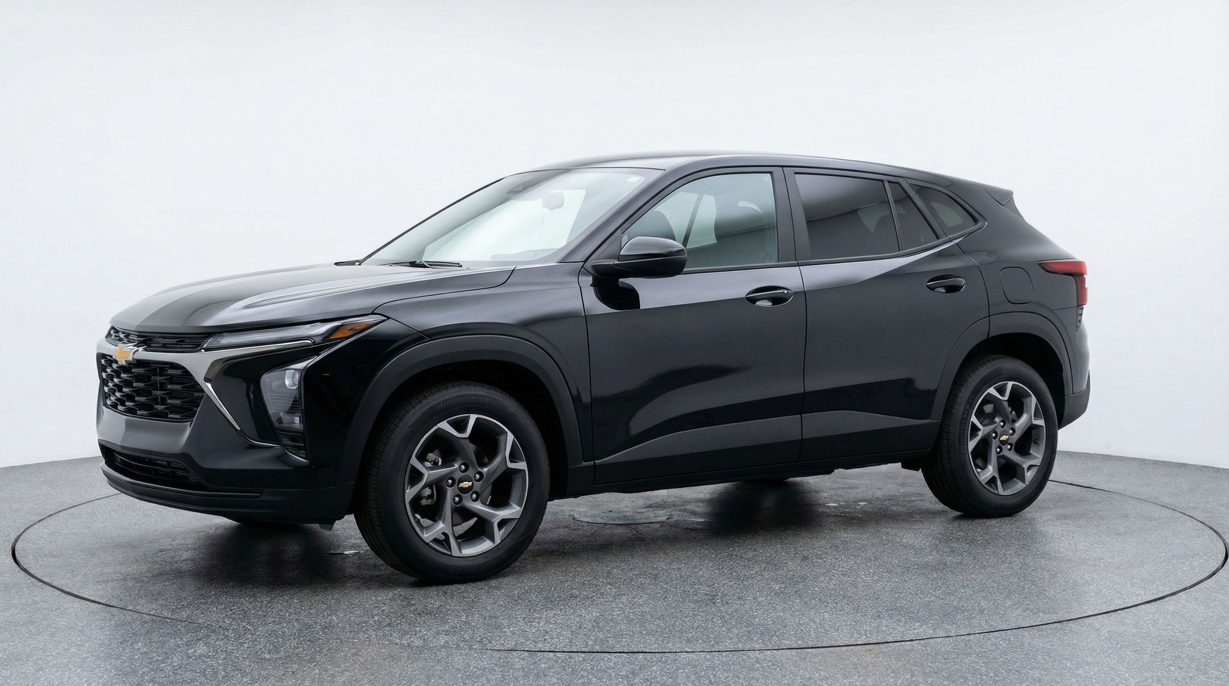 Thumbnail: 2025 Chevrolet Trax - 3