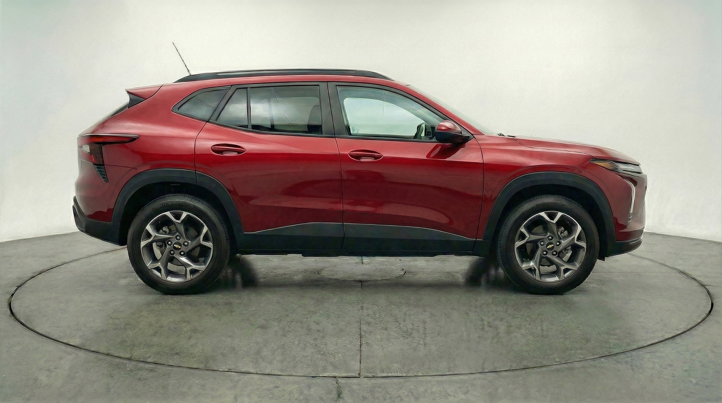 Thumbnail: 2025 Chevrolet Trax - 11