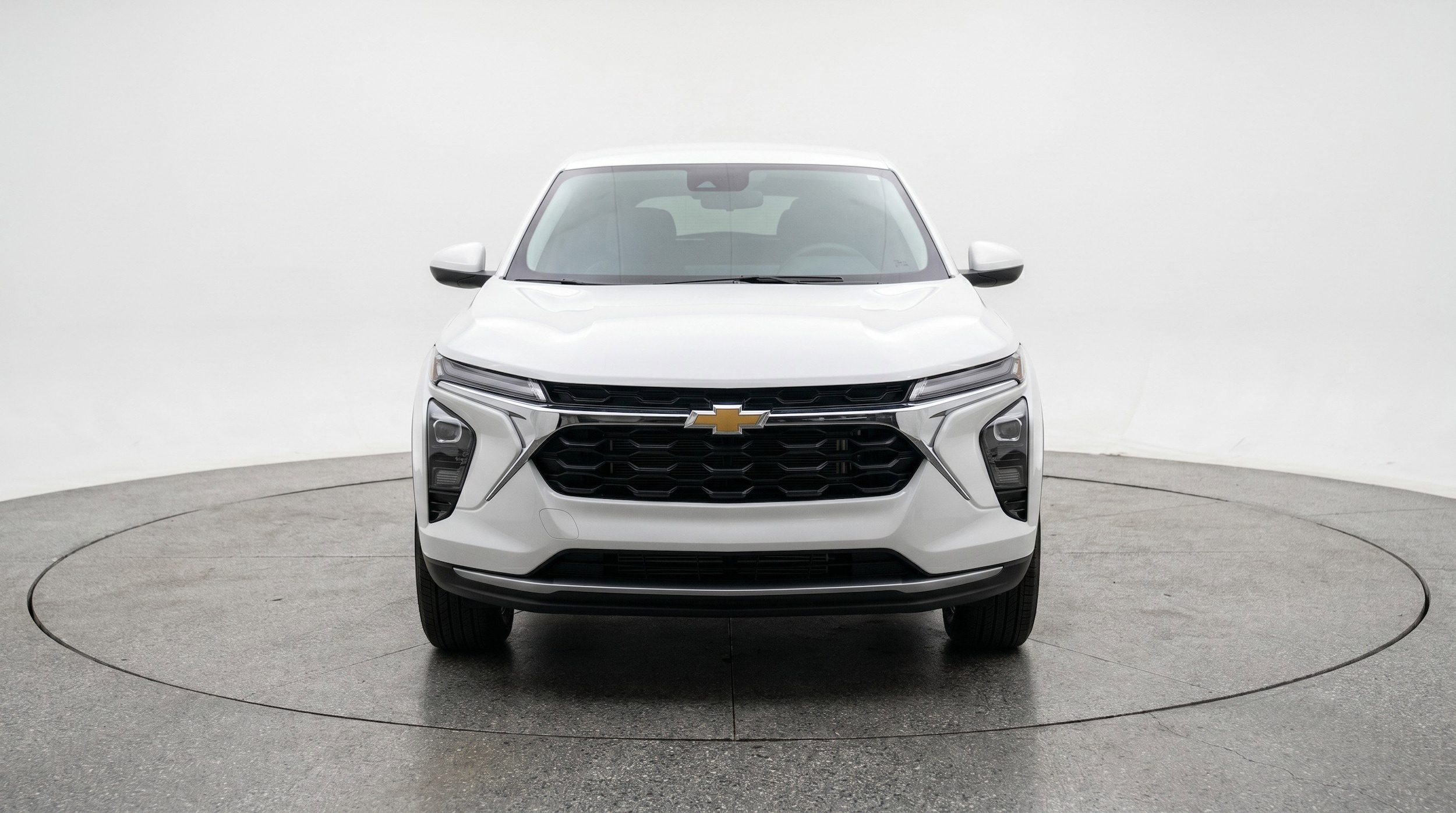 Thumbnail: 2025 Chevrolet Trax - 2
