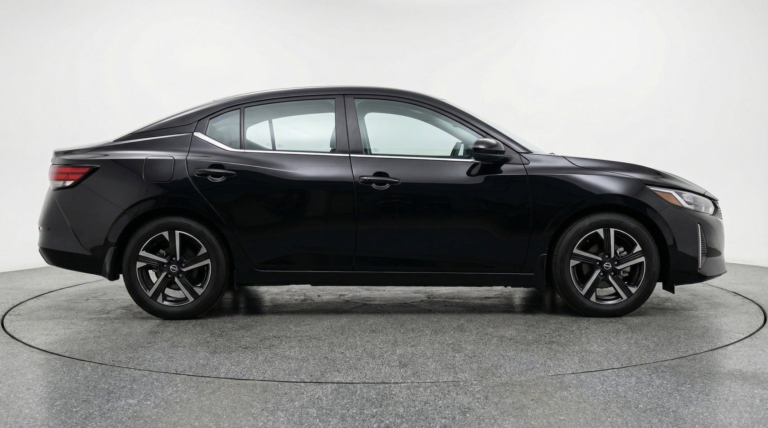 Thumbnail: 2025 Nissan Sentra - 8