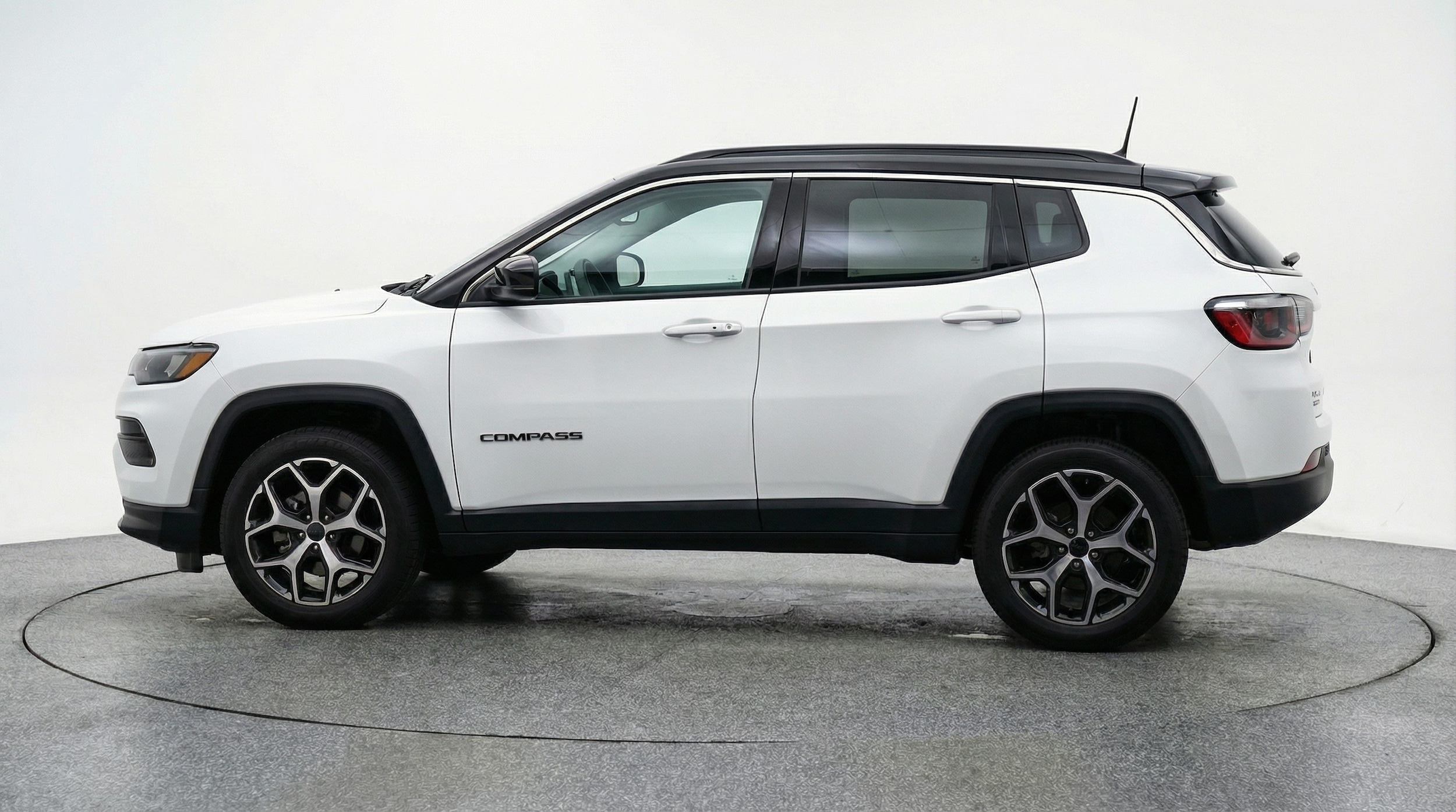 Thumbnail: 2025 Jeep Compass - 4