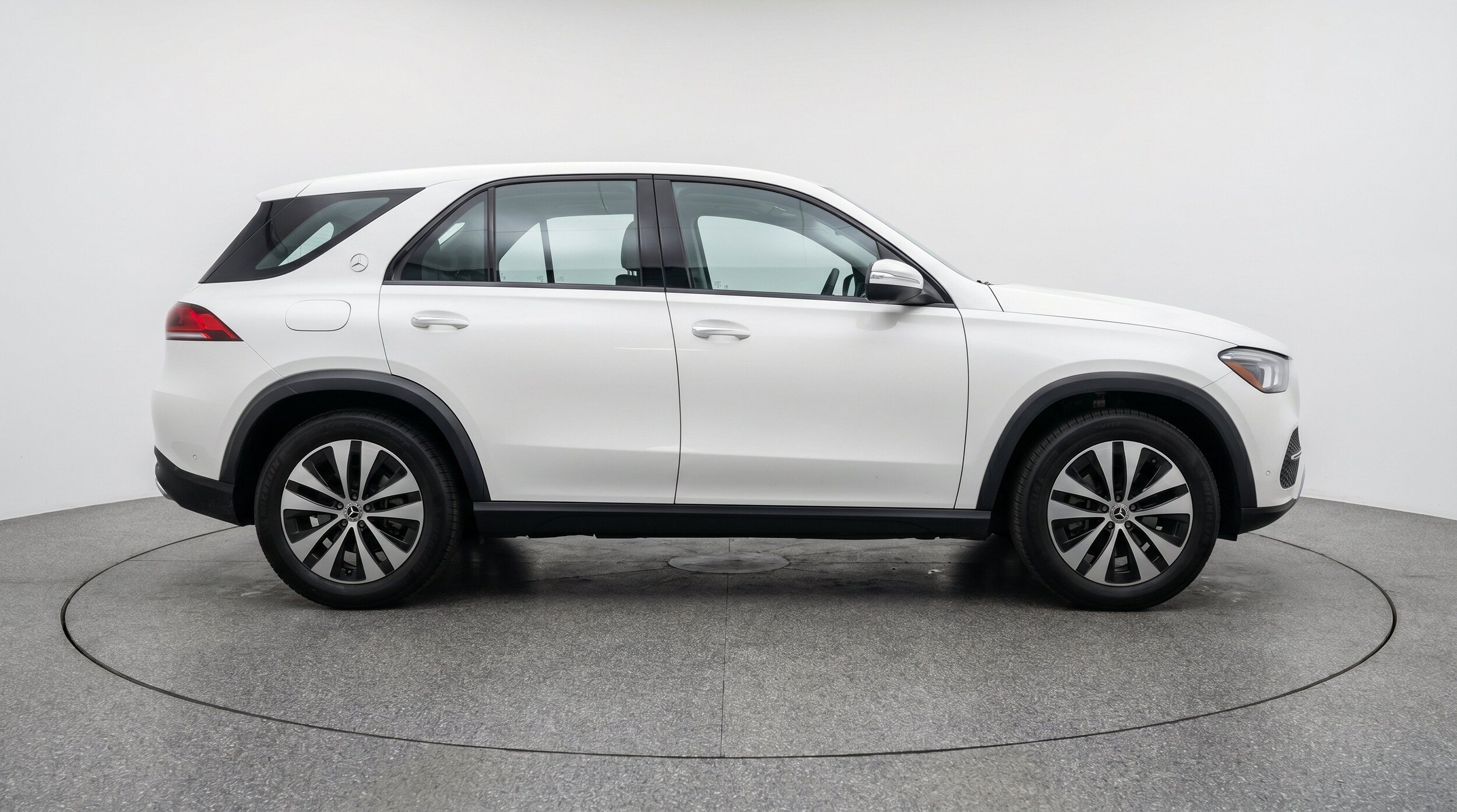 Thumbnail: 2026 Mercedes-Benz GLE - 11
