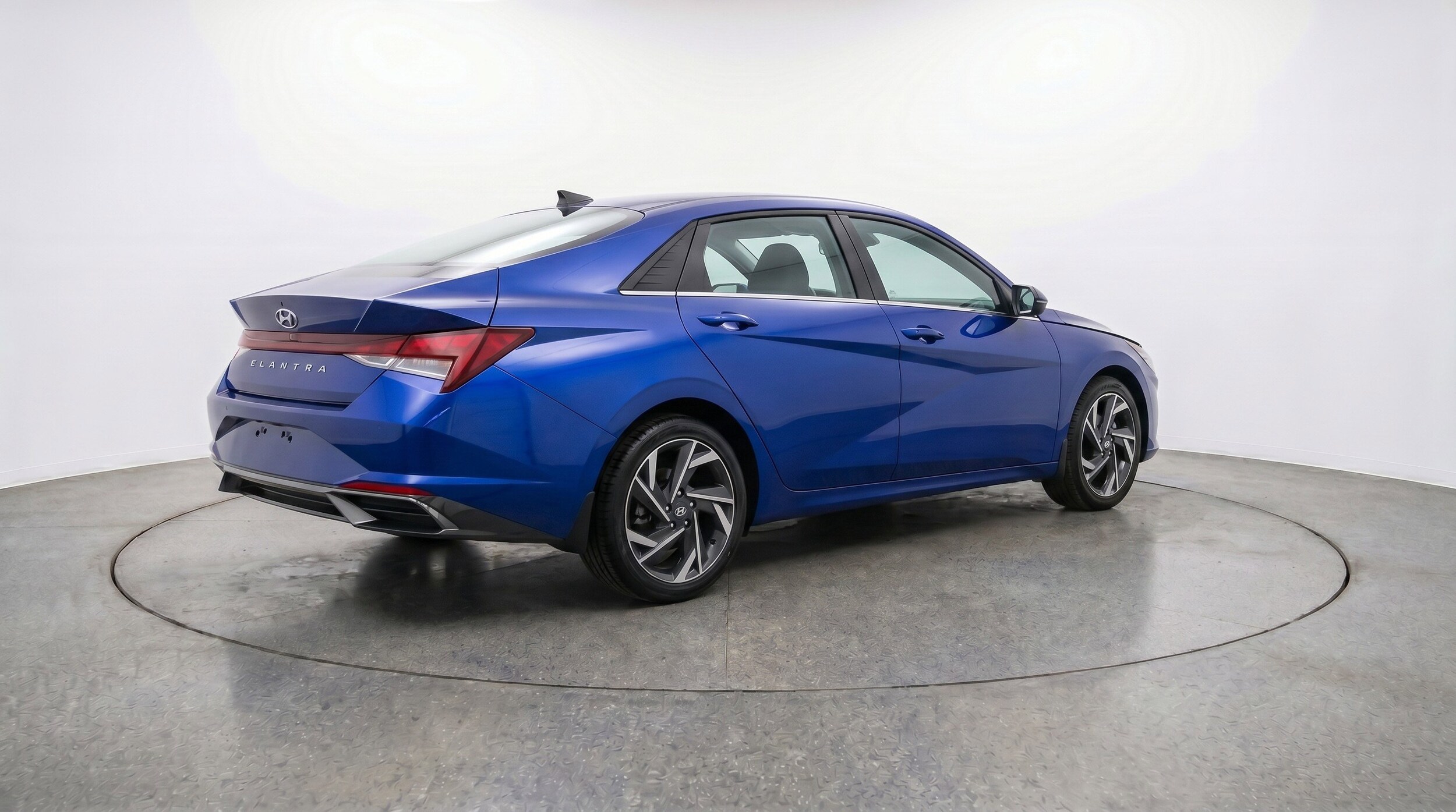 Thumbnail: 2025 Hyundai Elantra - 9