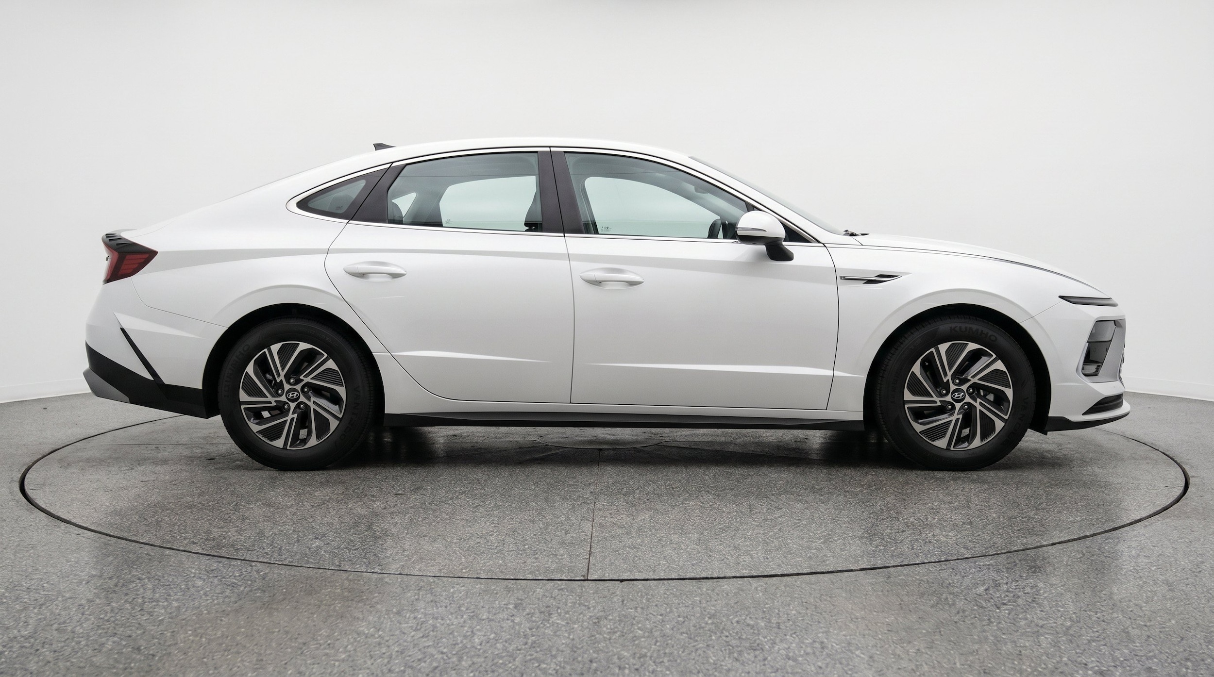 Thumbnail: 2026 Hyundai Sonata - 11