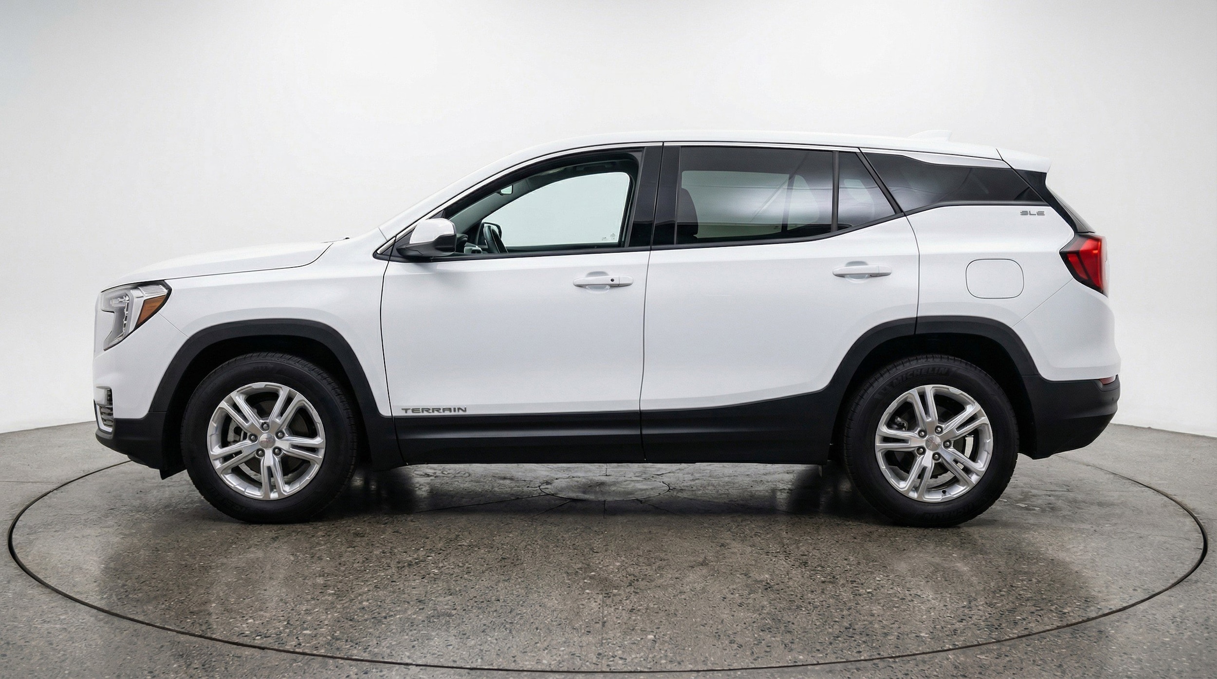 Thumbnail: 2024 GMC Terrain - 5