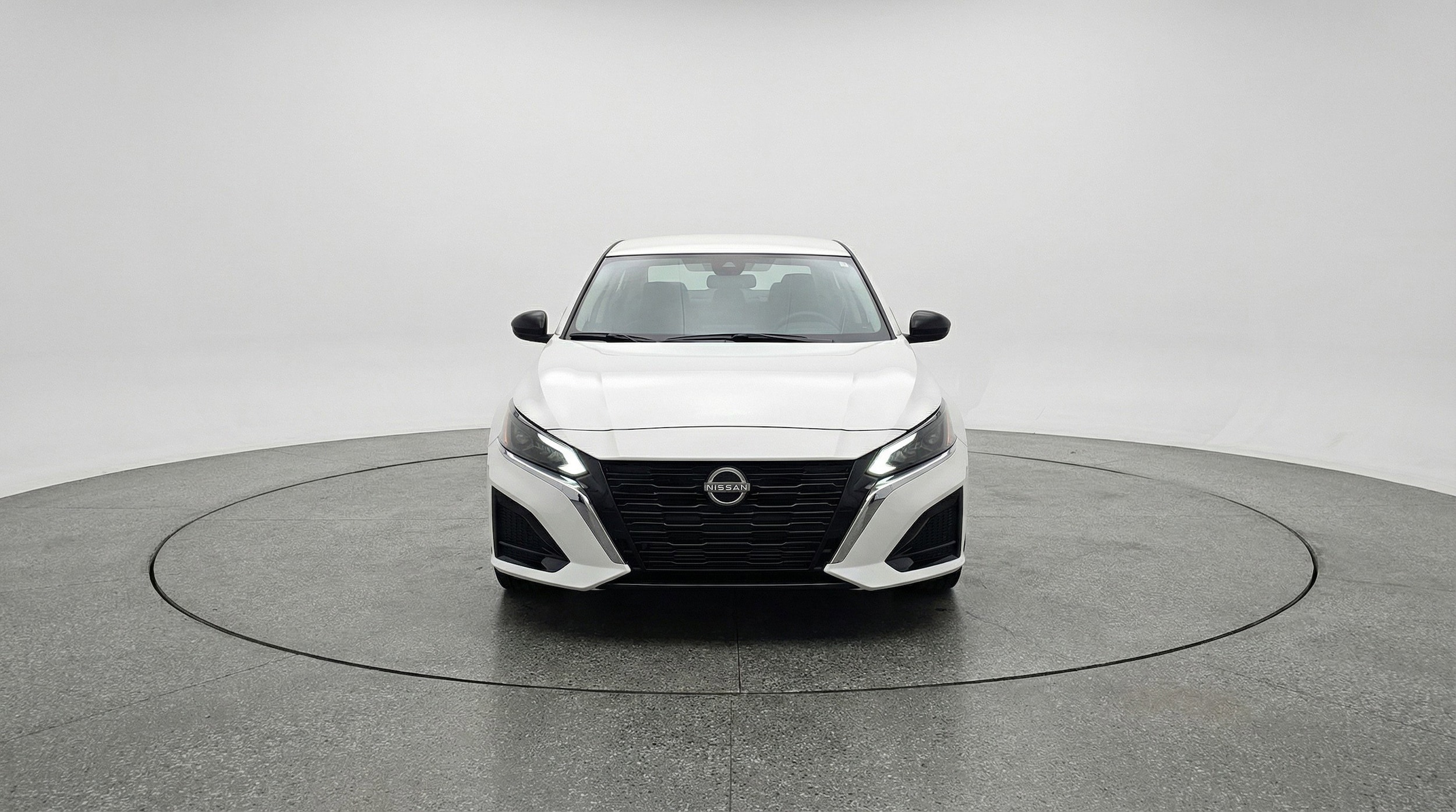 Thumbnail: 2025 Nissan Altima - 2