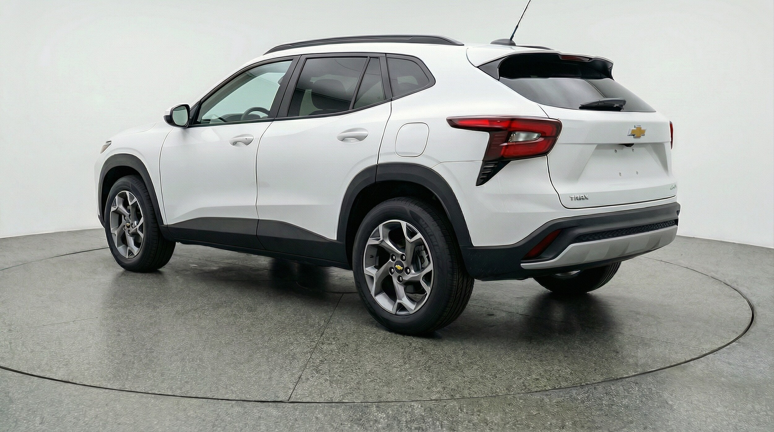 Thumbnail: 2025 Chevrolet Trax - 5