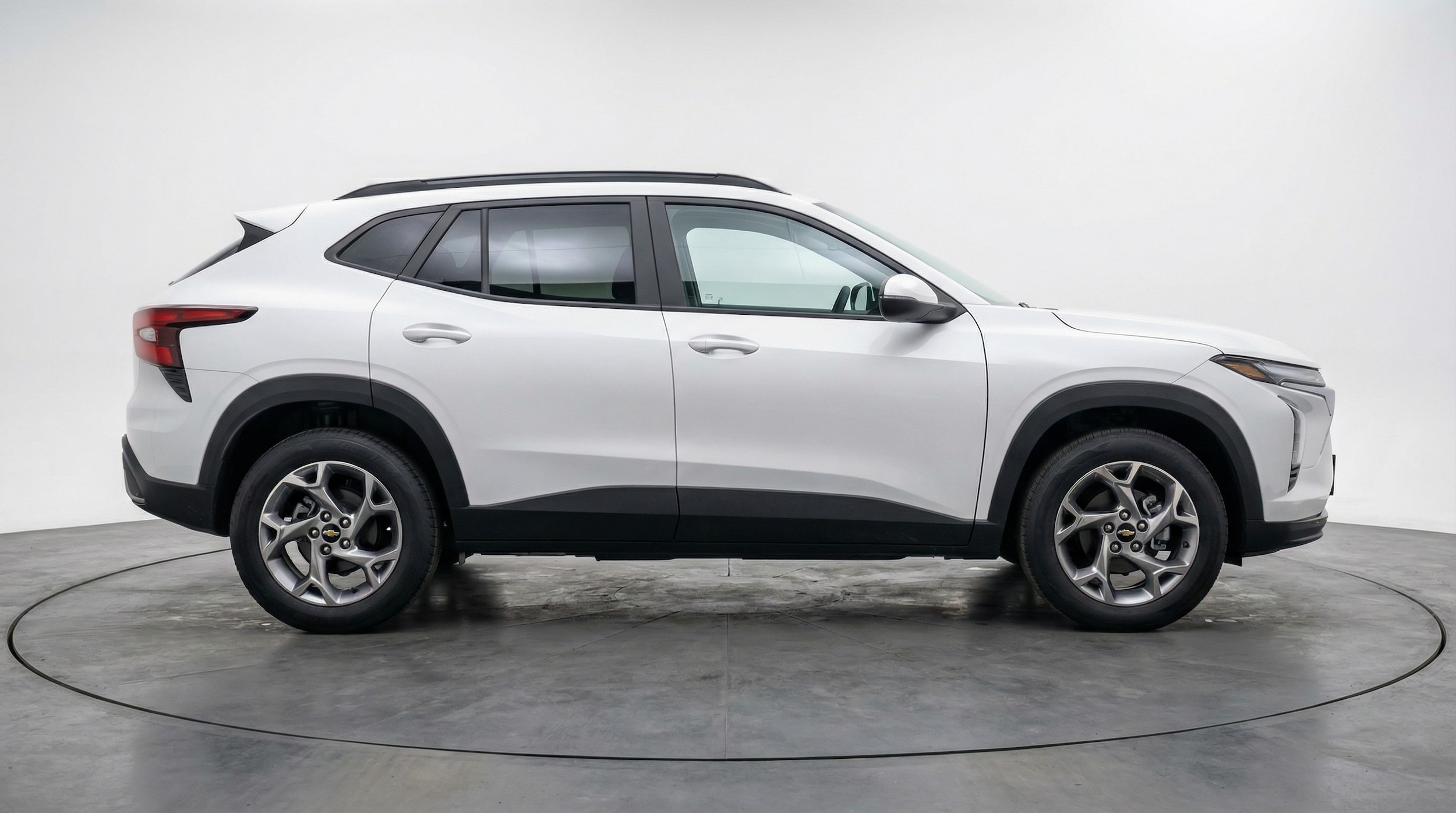 Thumbnail: 2025 Chevrolet Trax - 8