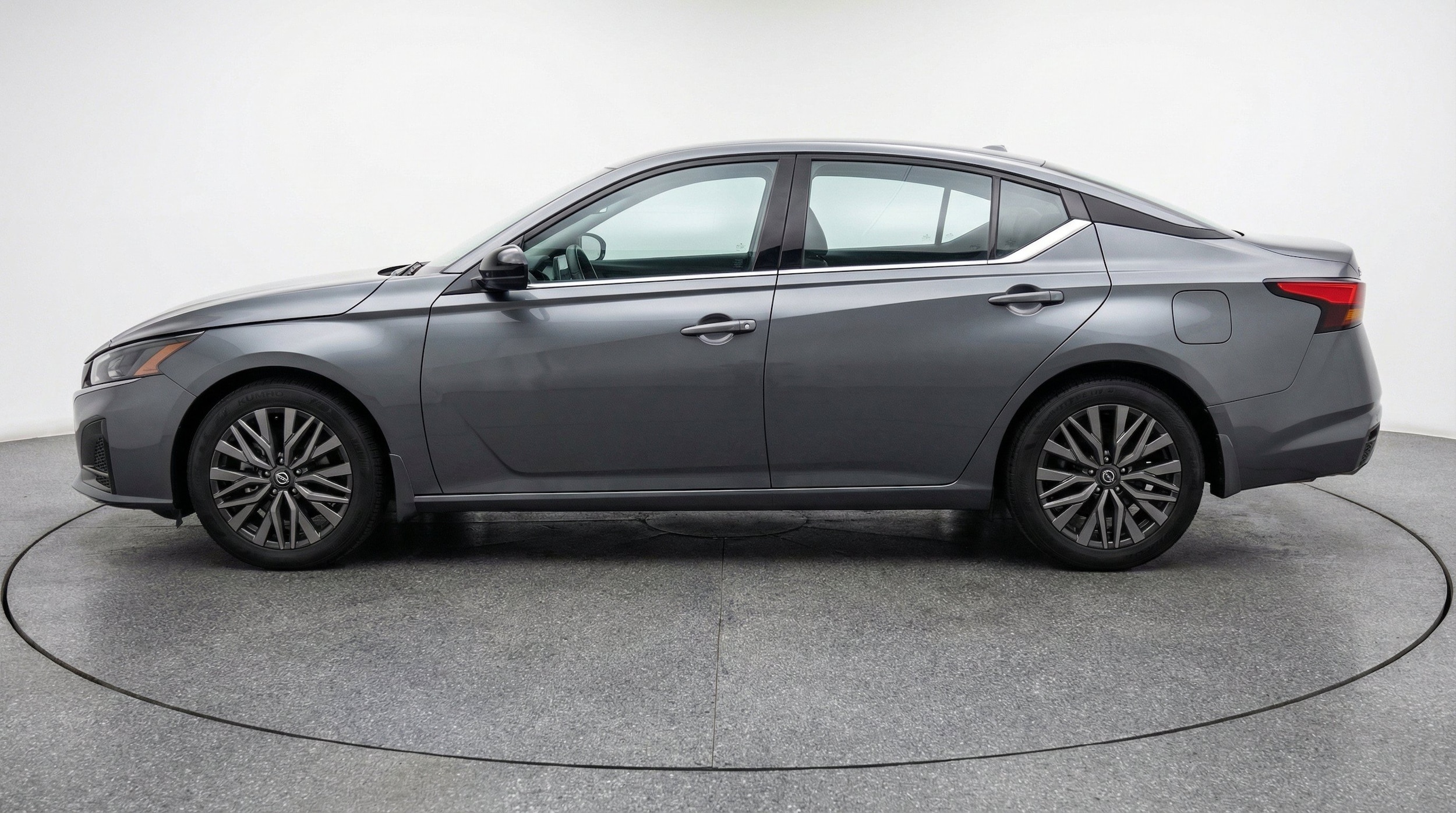 Thumbnail: 2025 Nissan Altima - 5