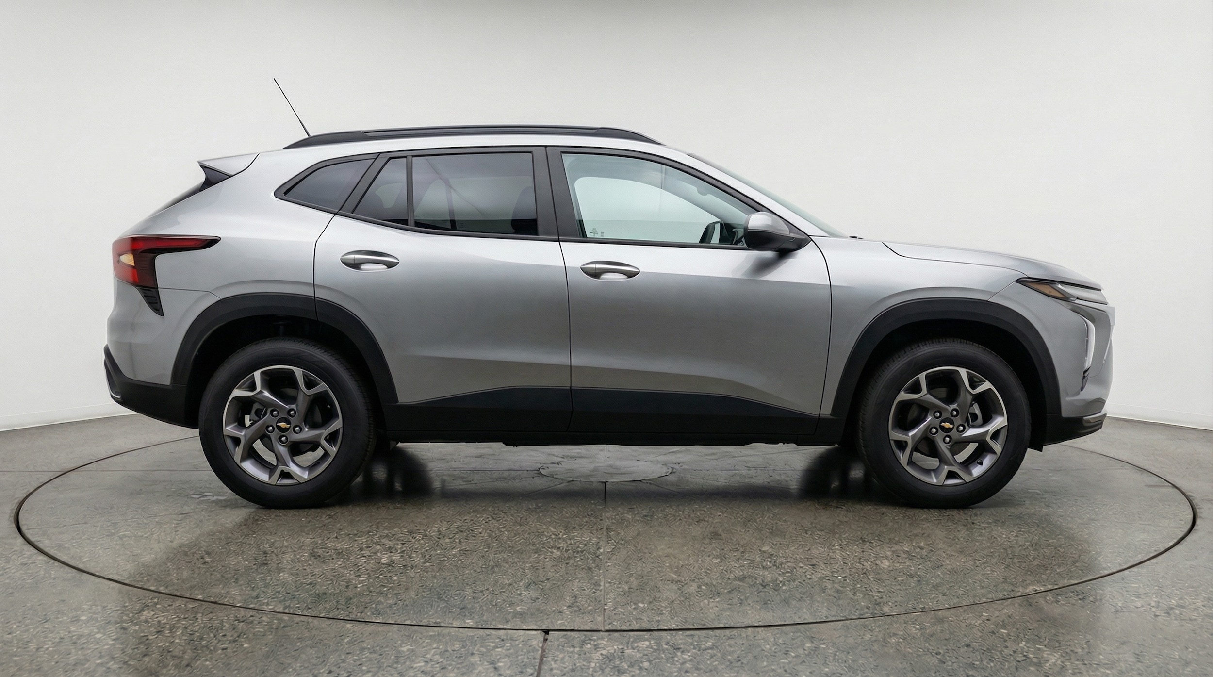 Thumbnail: 2025 Chevrolet Trax - 8