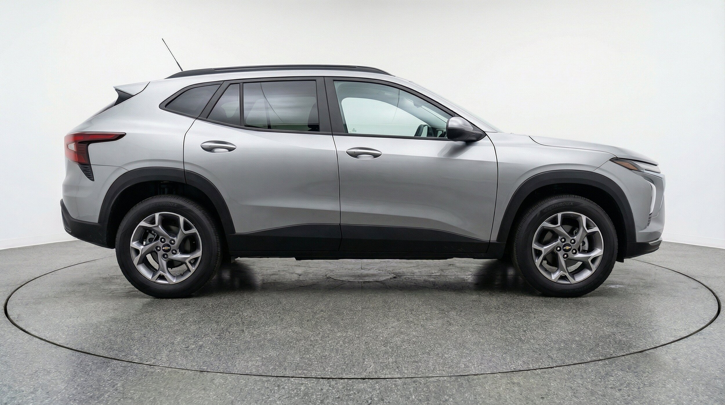 Thumbnail: 2025 Chevrolet Trax - 11