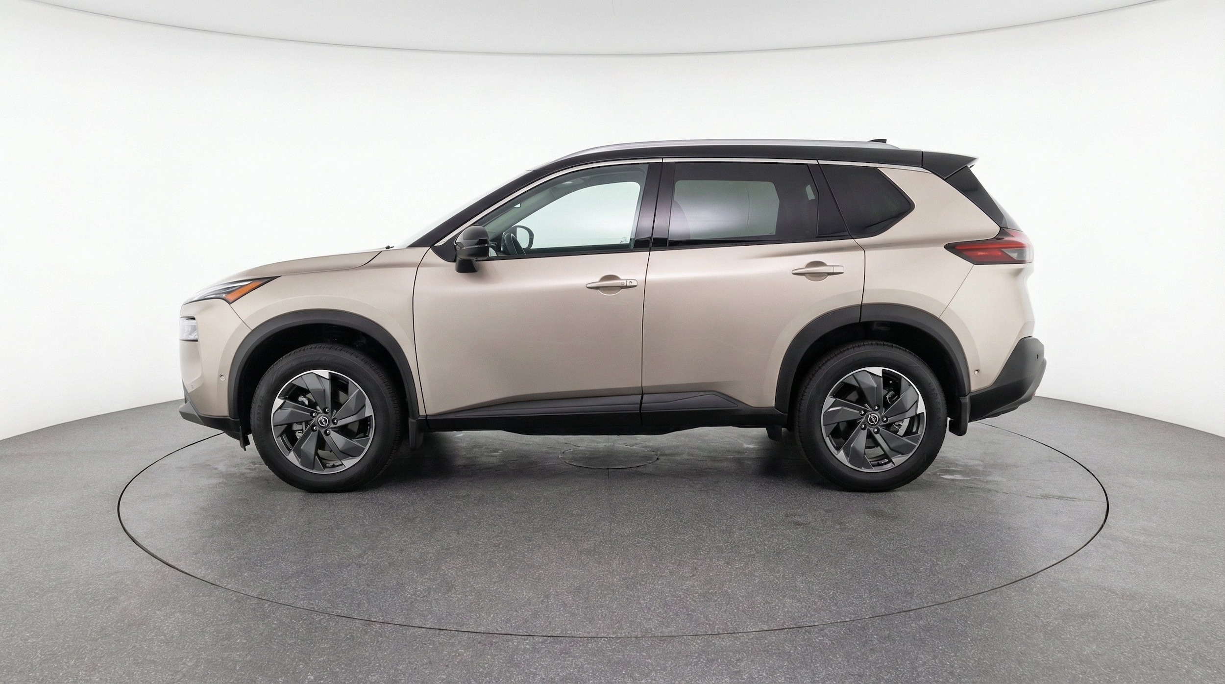 Thumbnail: 2025 Nissan Rogue - 5