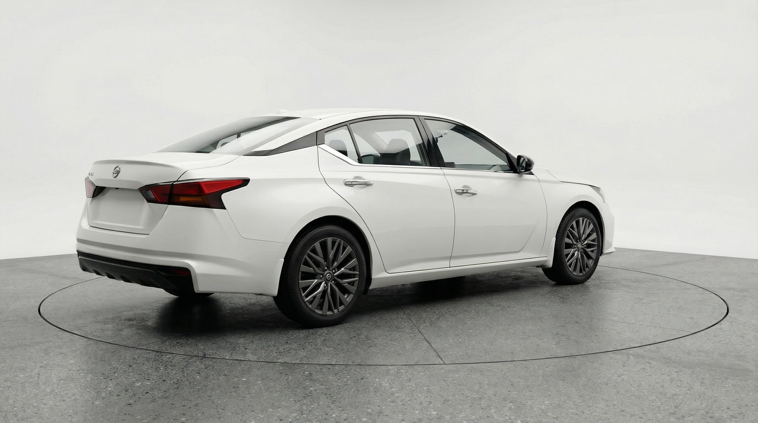 Thumbnail: 2025 Nissan Altima - 9