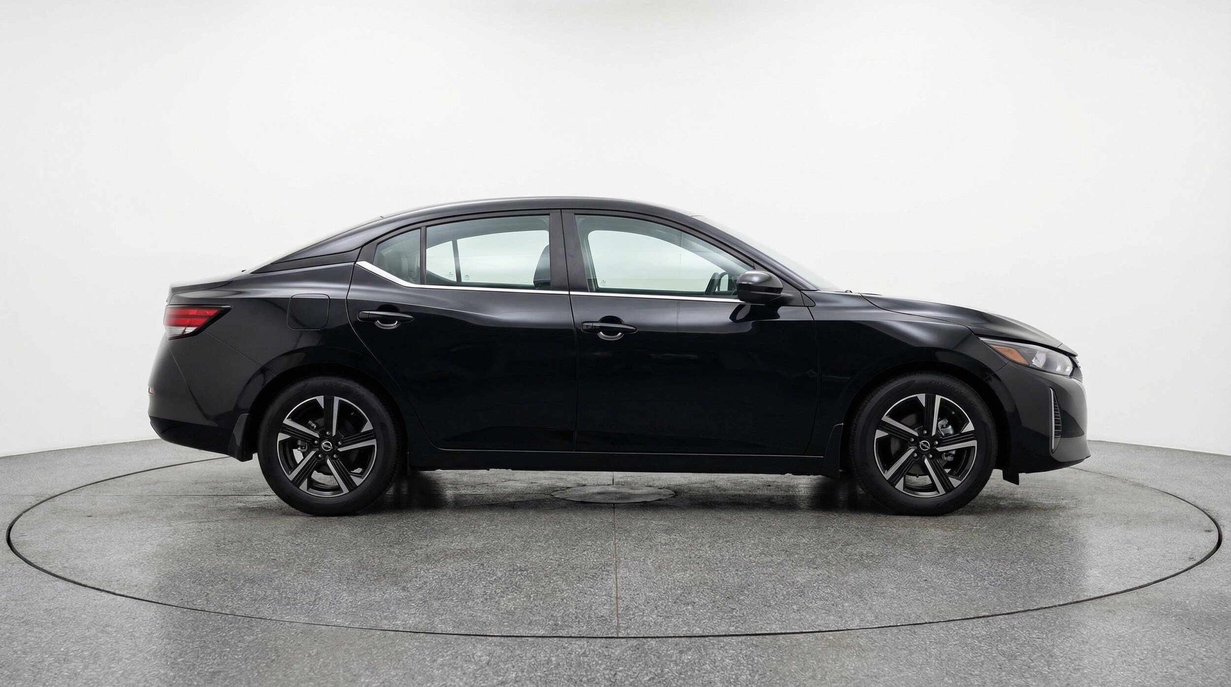 Thumbnail: 2025 Nissan Sentra - 11