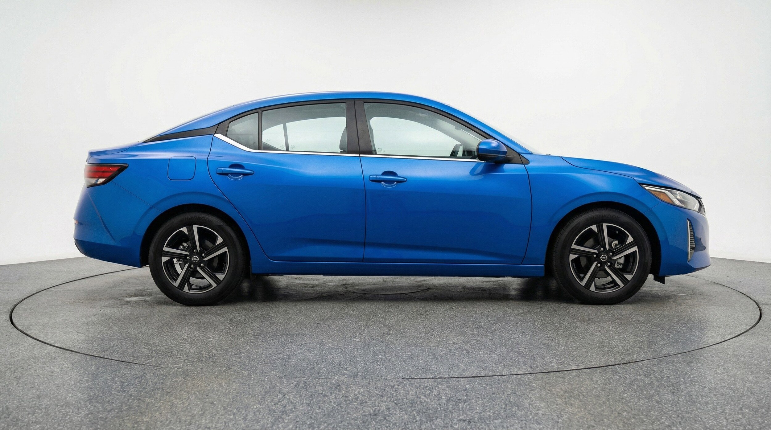 Thumbnail: 2025 Nissan Sentra - 11