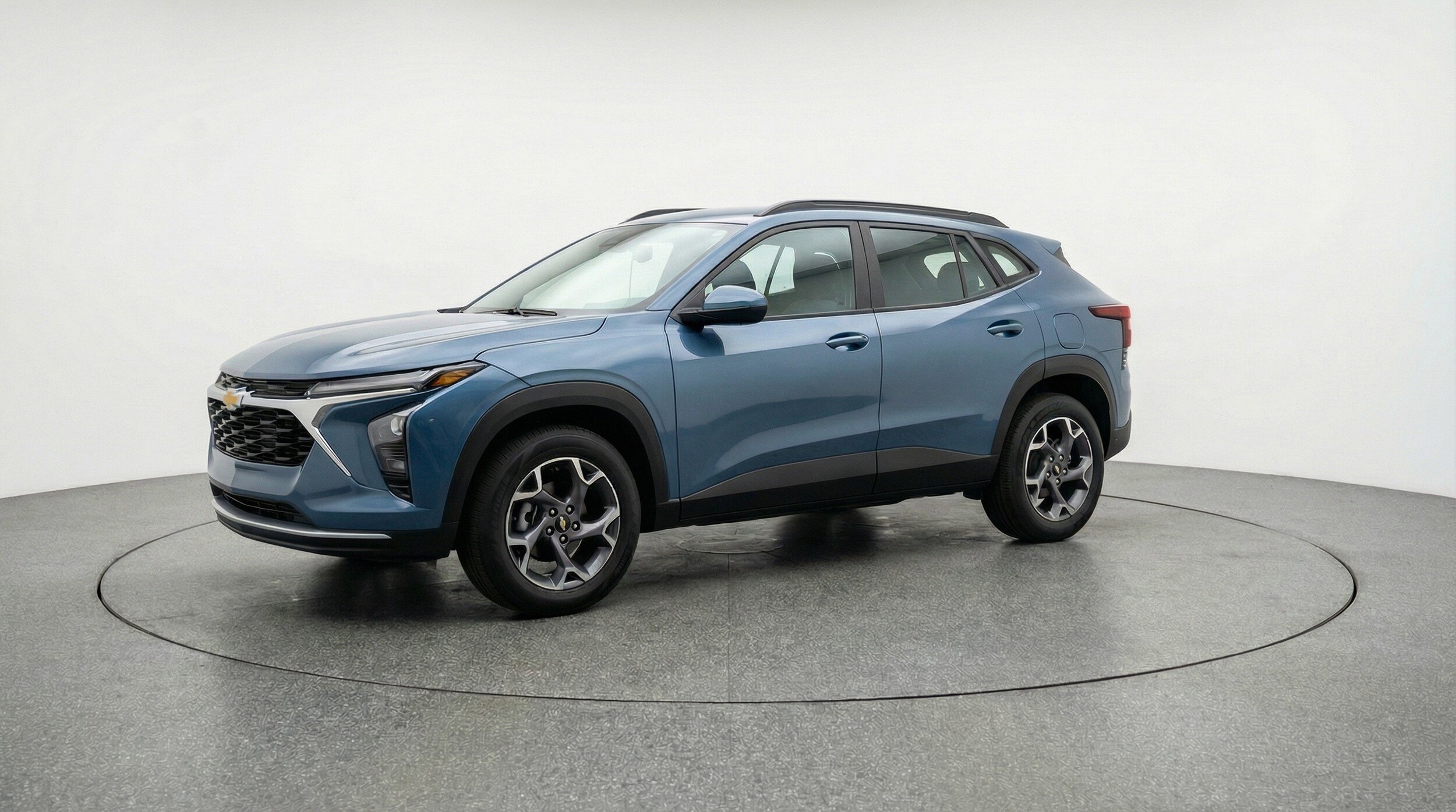 Thumbnail: 2025 Chevrolet Trax - 3