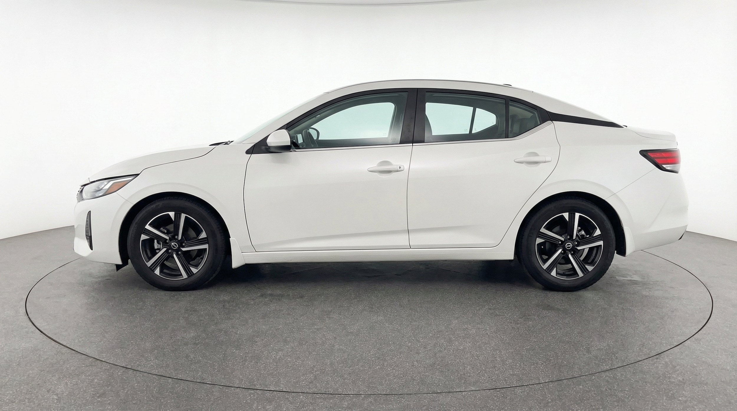Thumbnail: 2025 Nissan Sentra - 5
