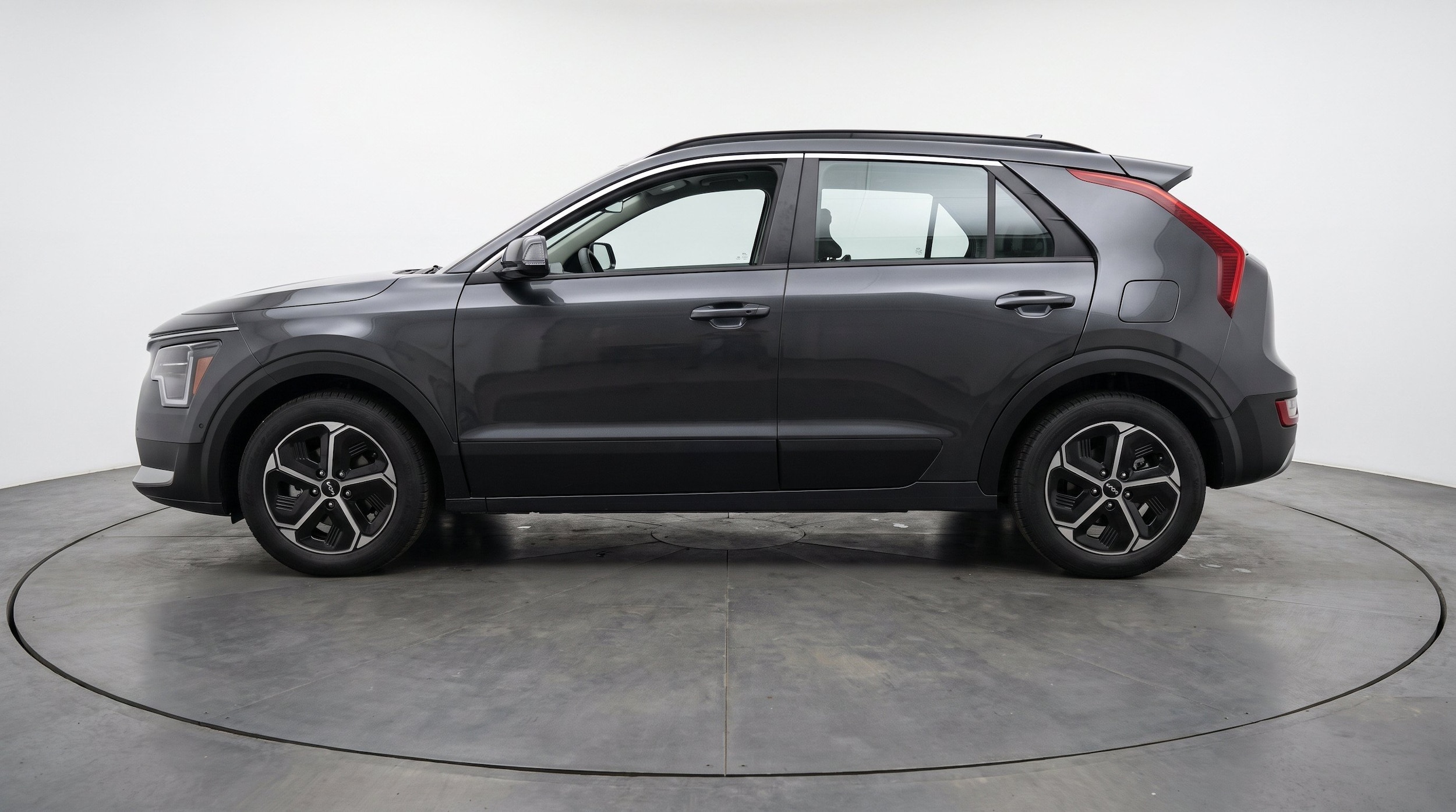 Thumbnail: 2026 Kia Niro - 5