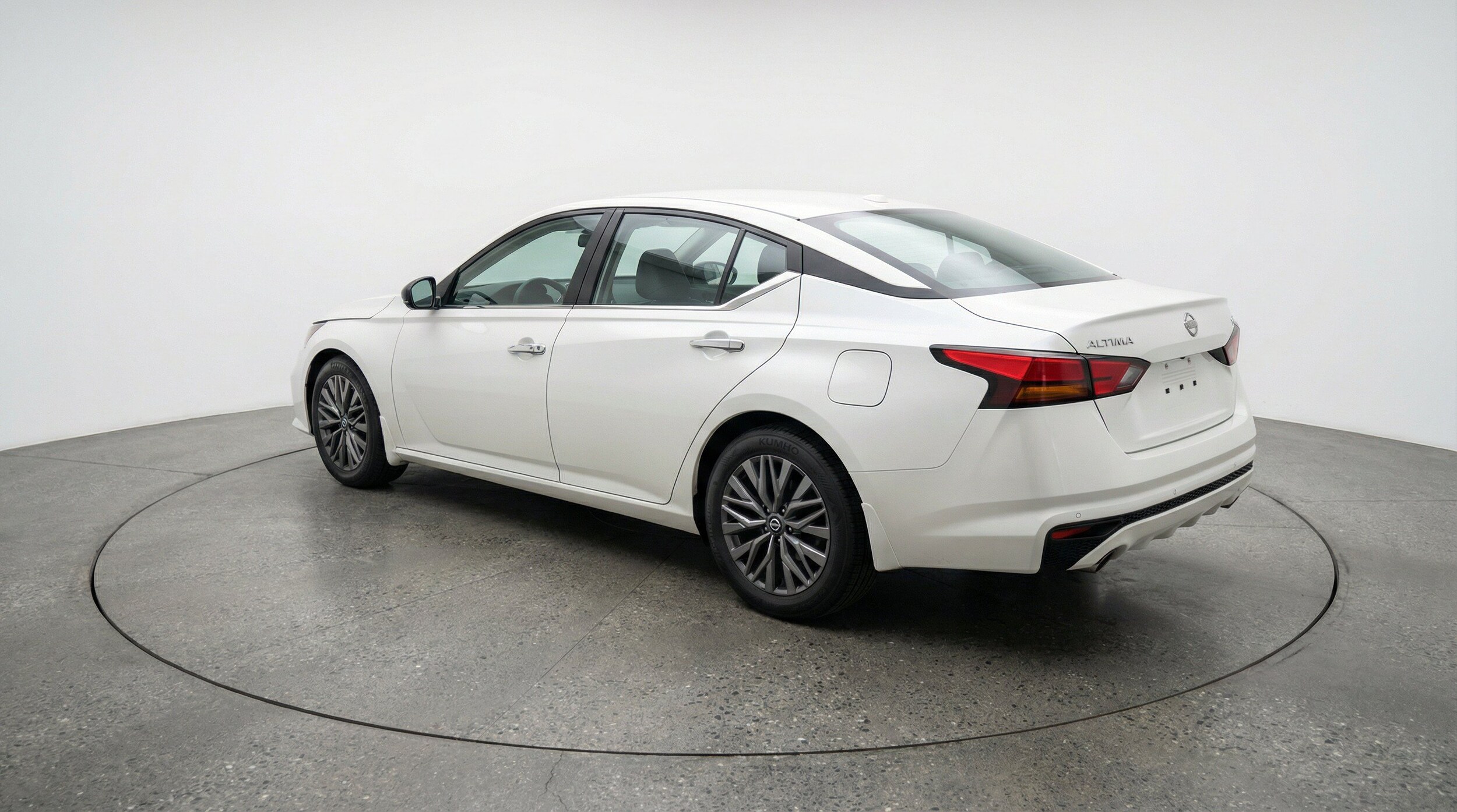 Thumbnail: 2025 Nissan Altima - 6