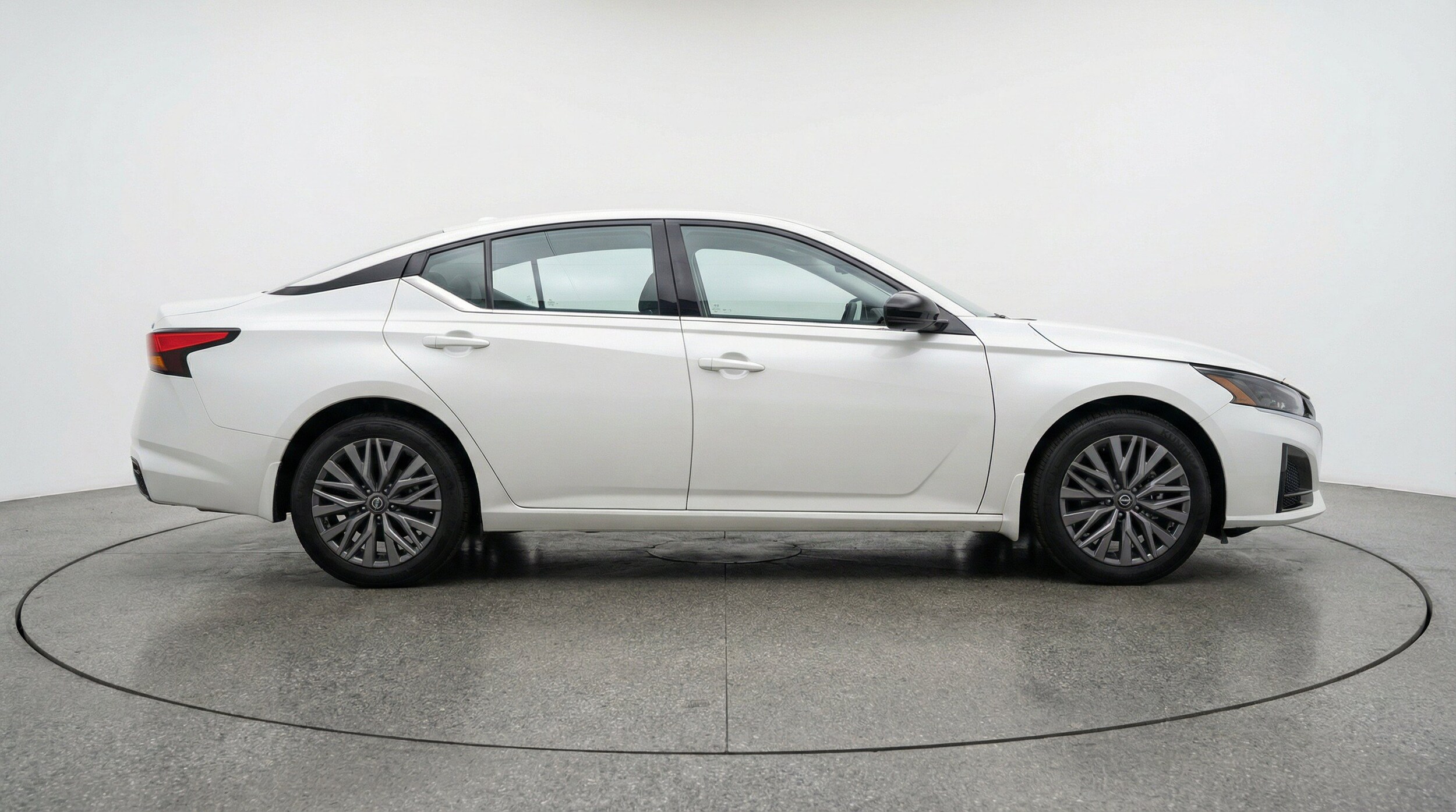 Thumbnail: 2025 Nissan Altima - 11