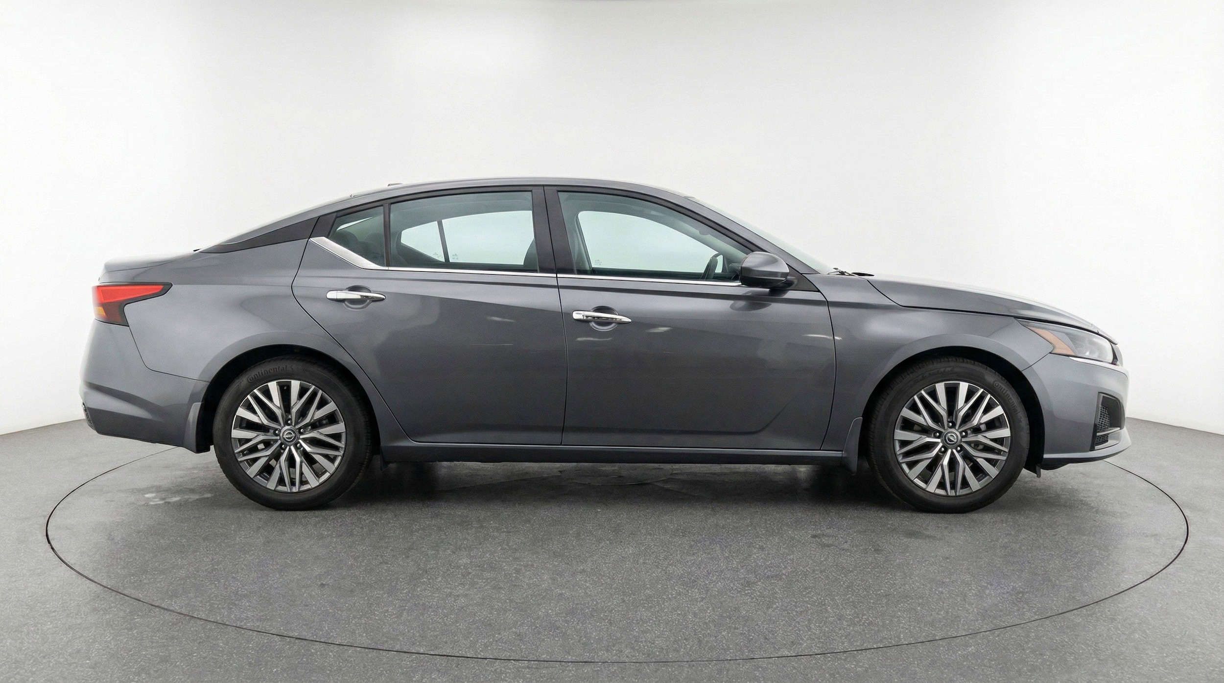 Thumbnail: 2025 Nissan Altima - 11