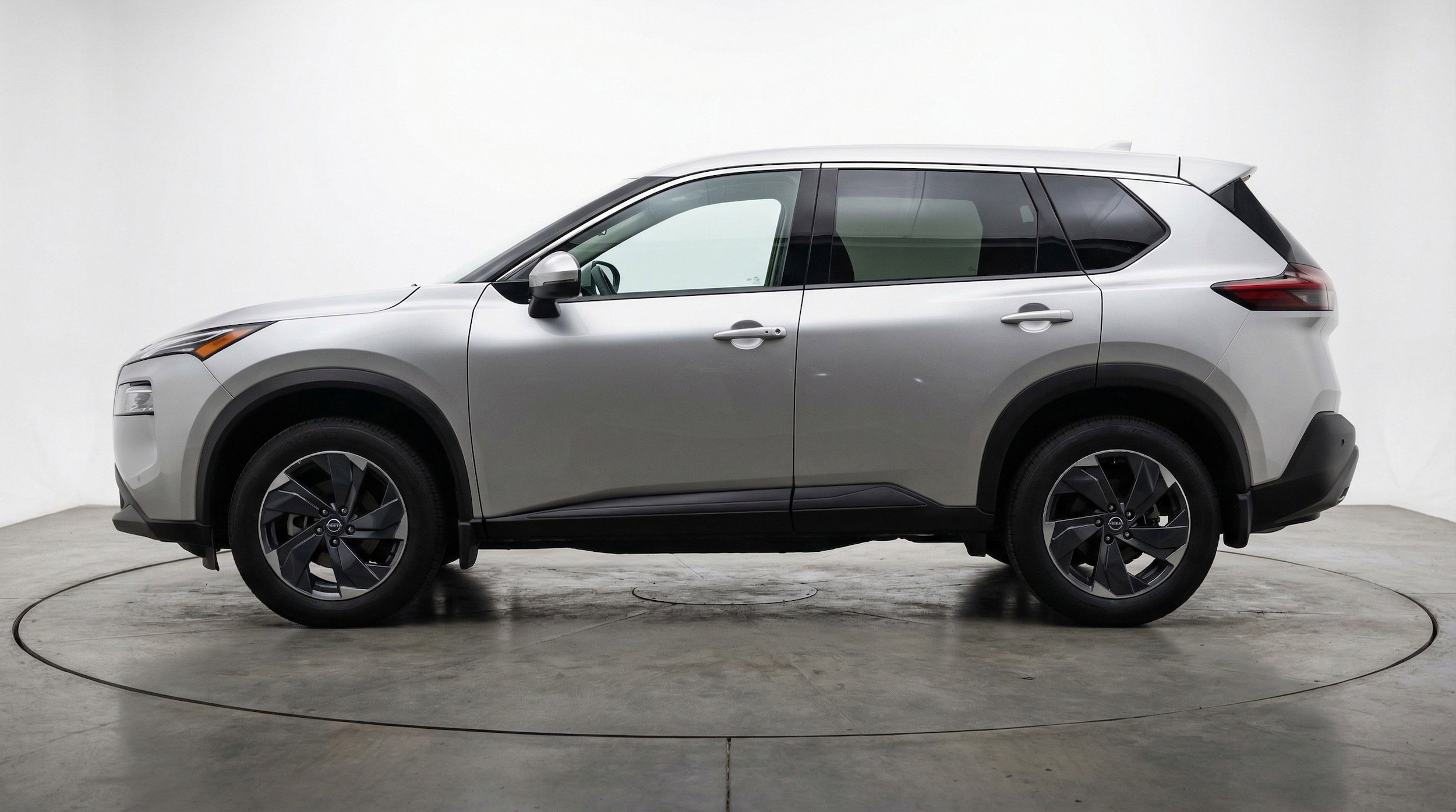 Thumbnail: 2025 Nissan Rogue - 5