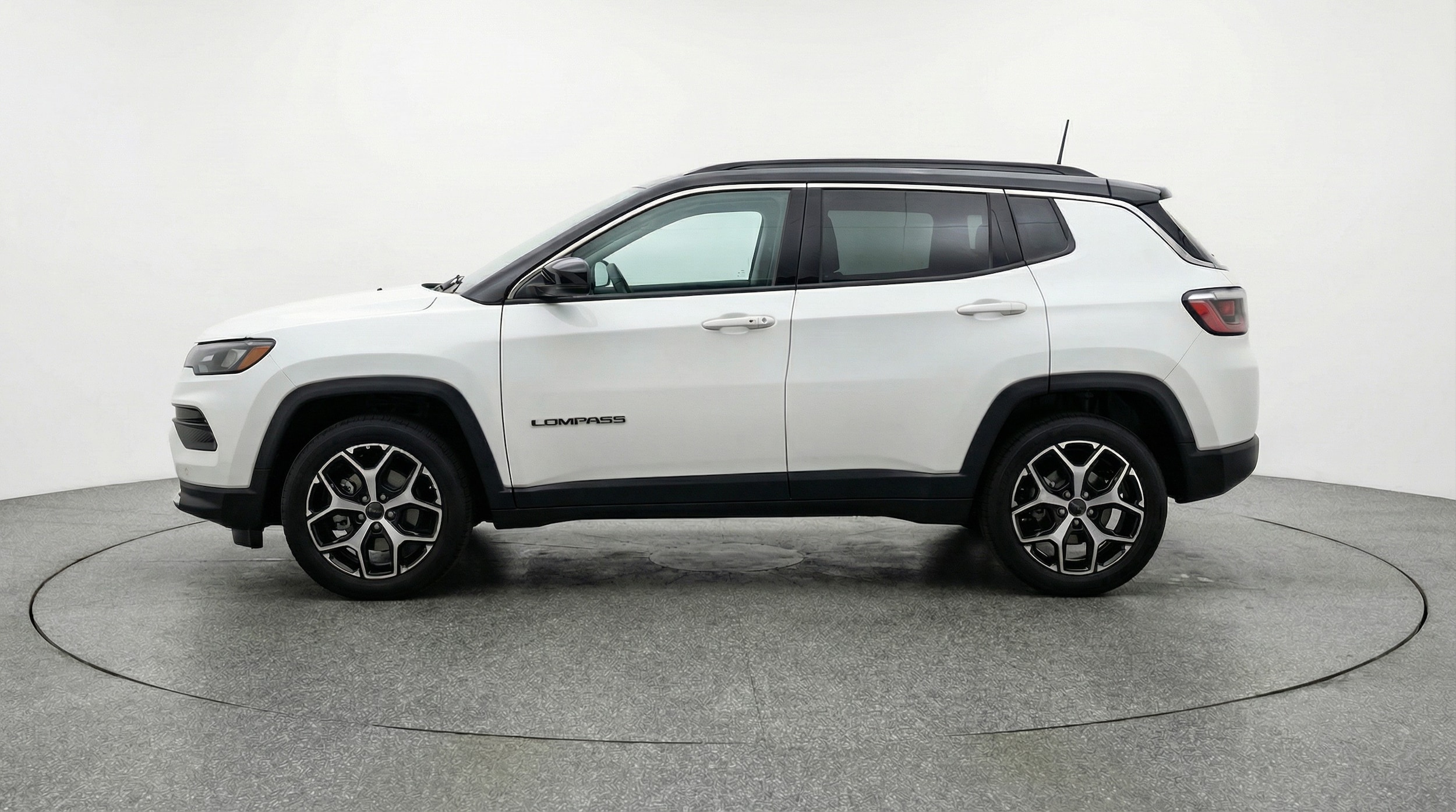 Thumbnail: 2025 Jeep Compass - 4