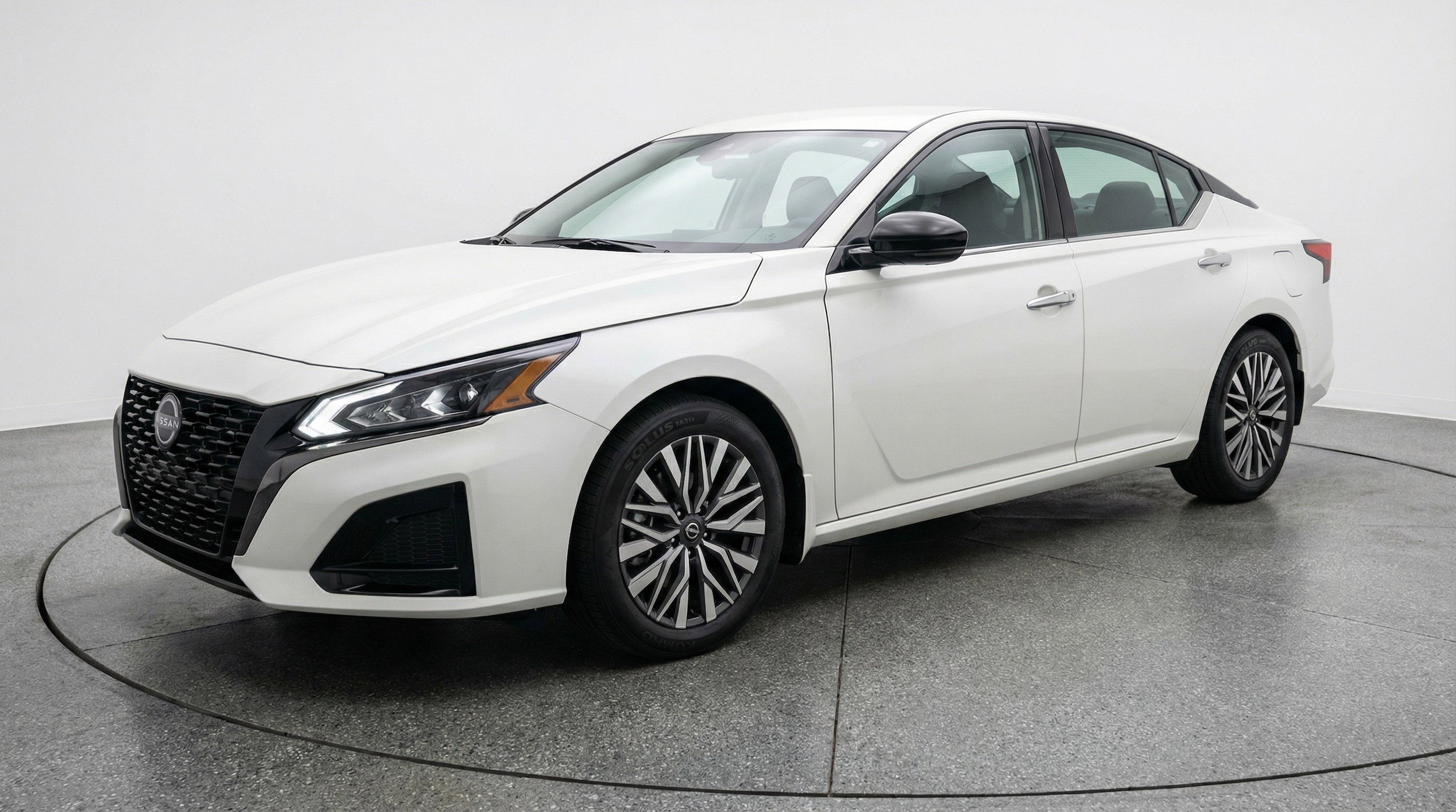 Thumbnail: 2025 Nissan Altima - 3