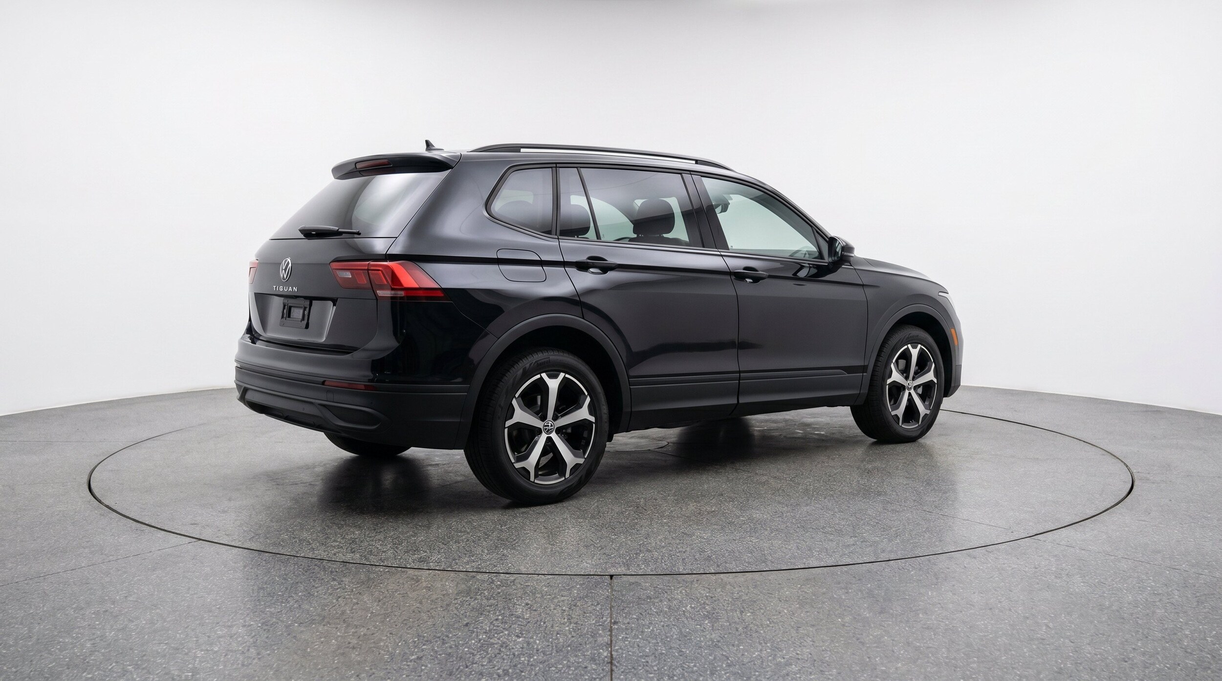 Thumbnail: 2026 Volkswagen Tiguan - 9