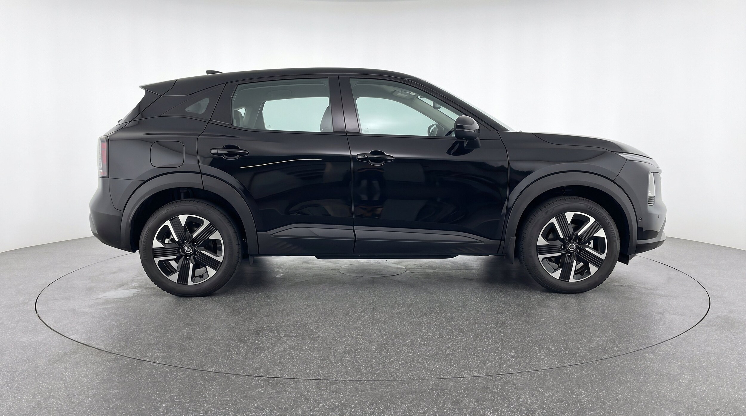 Thumbnail: 2026 Nissan Kicks - 11