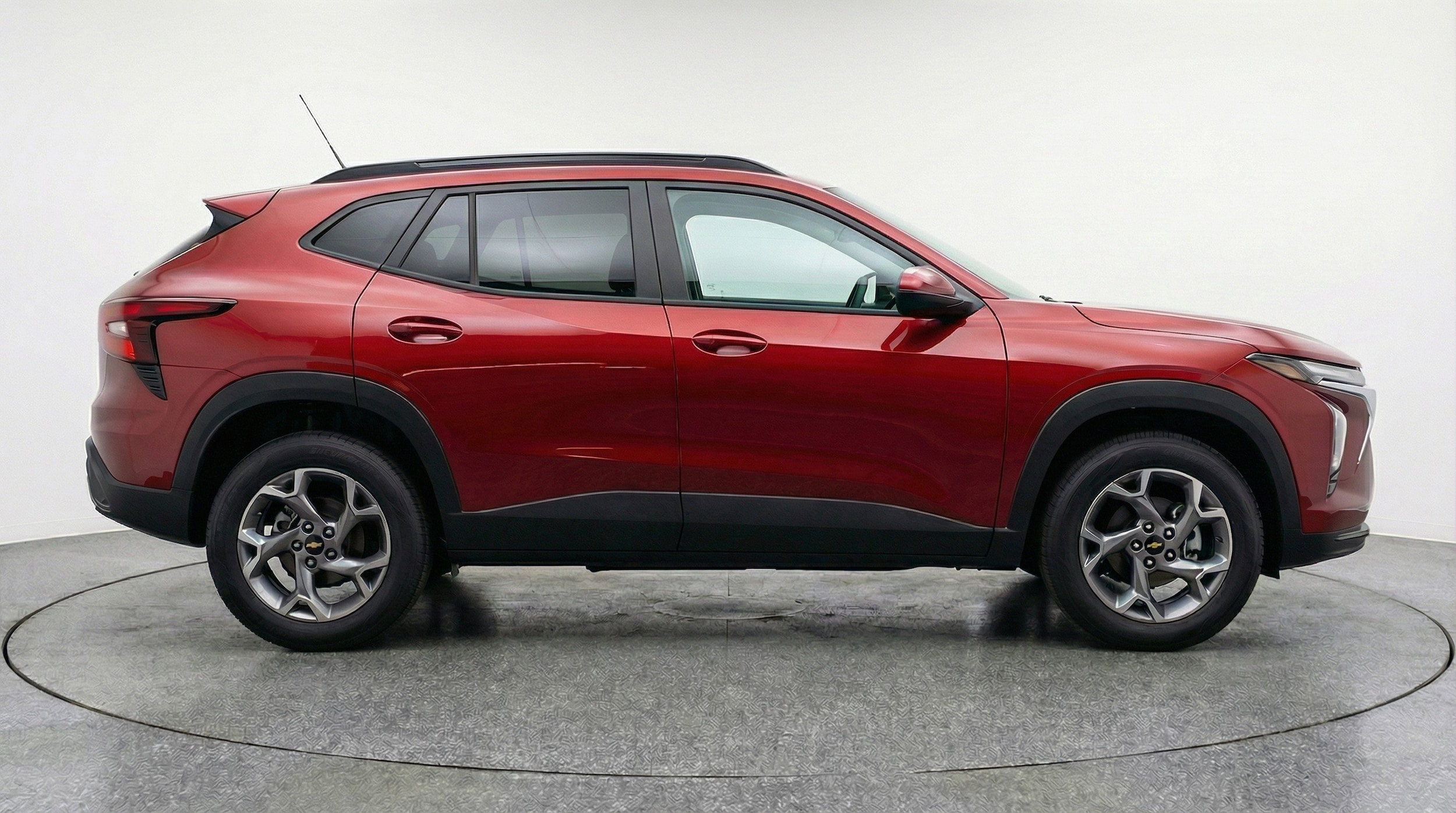 Thumbnail: 2025 Chevrolet Trax - 11