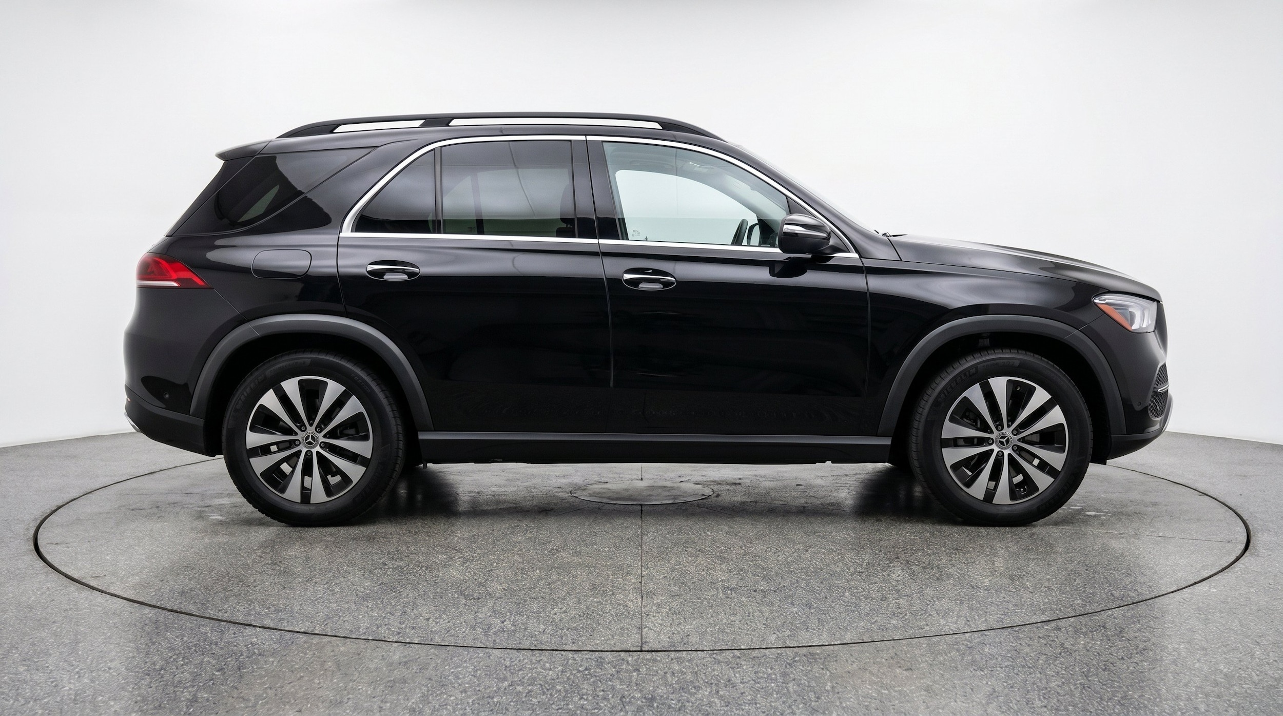 Thumbnail: 2026 Mercedes-Benz GLE - 11
