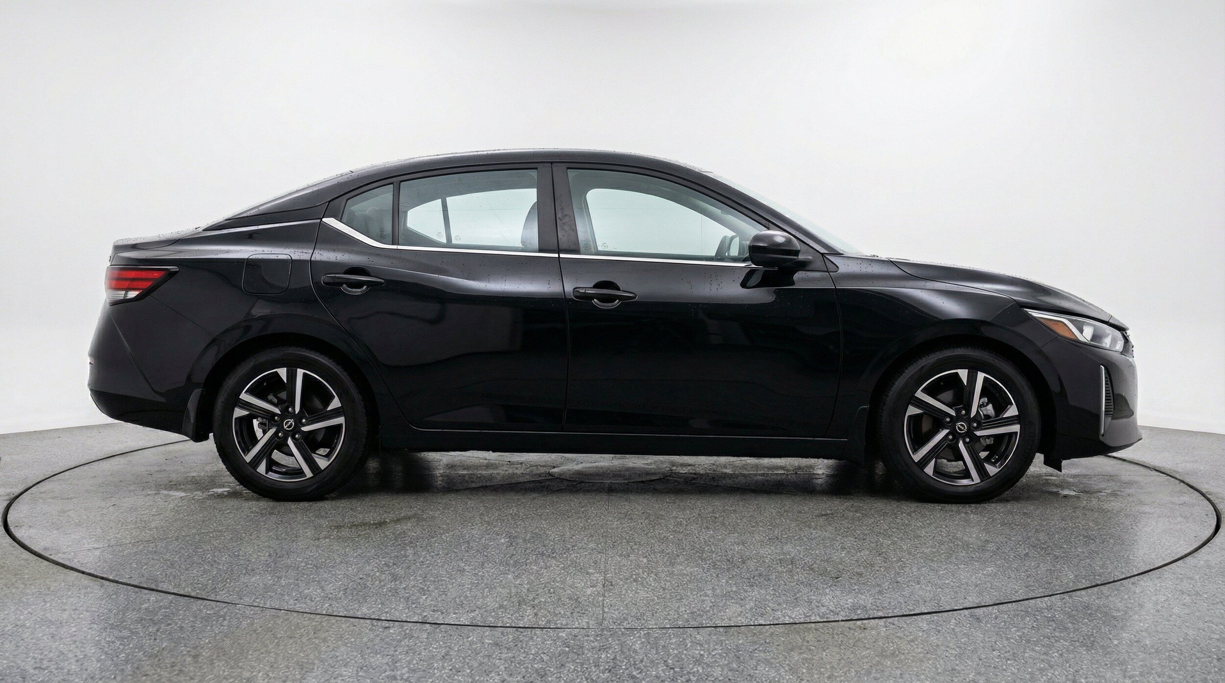 Thumbnail: 2025 Nissan Sentra - 11