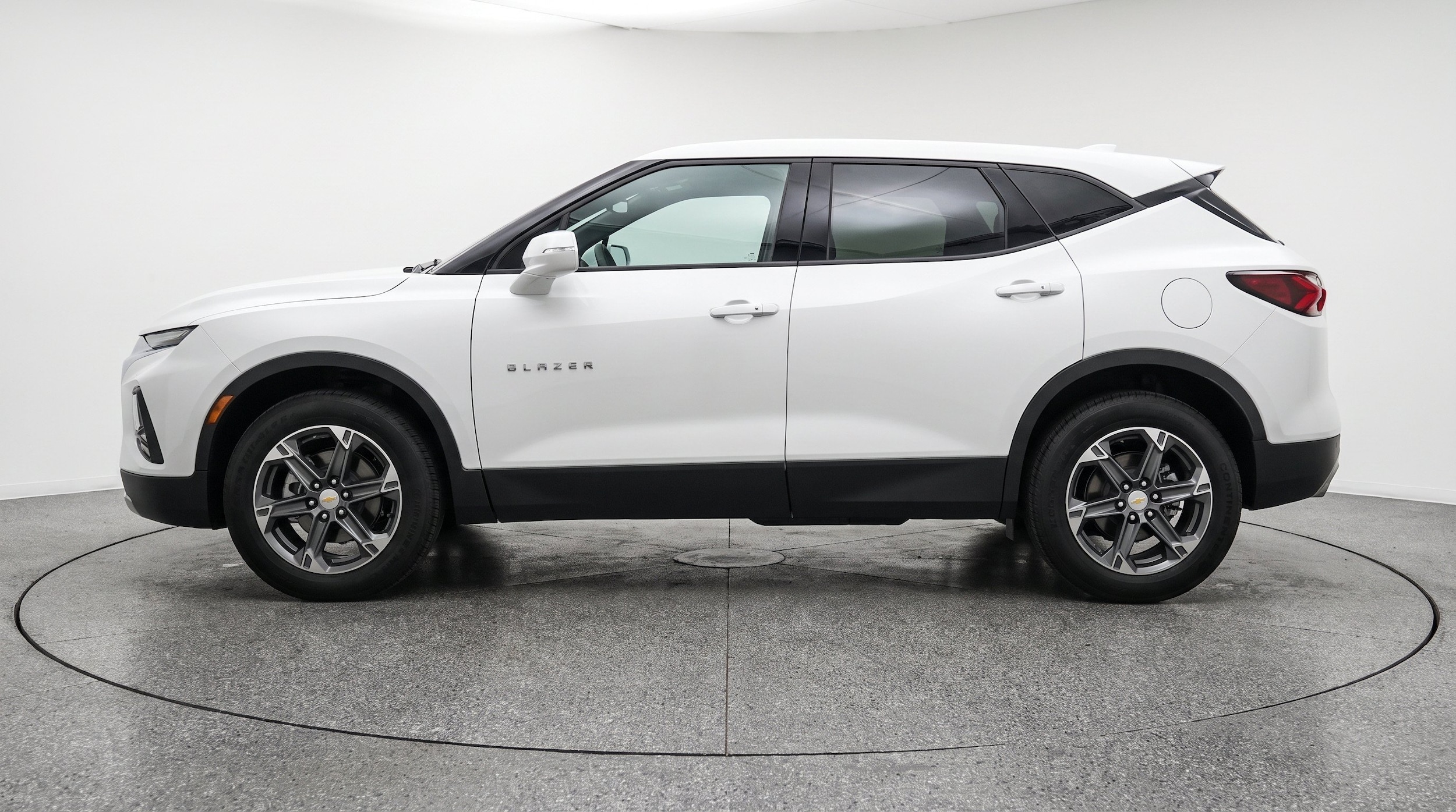 Thumbnail: 2025 Chevrolet Blazer - 5