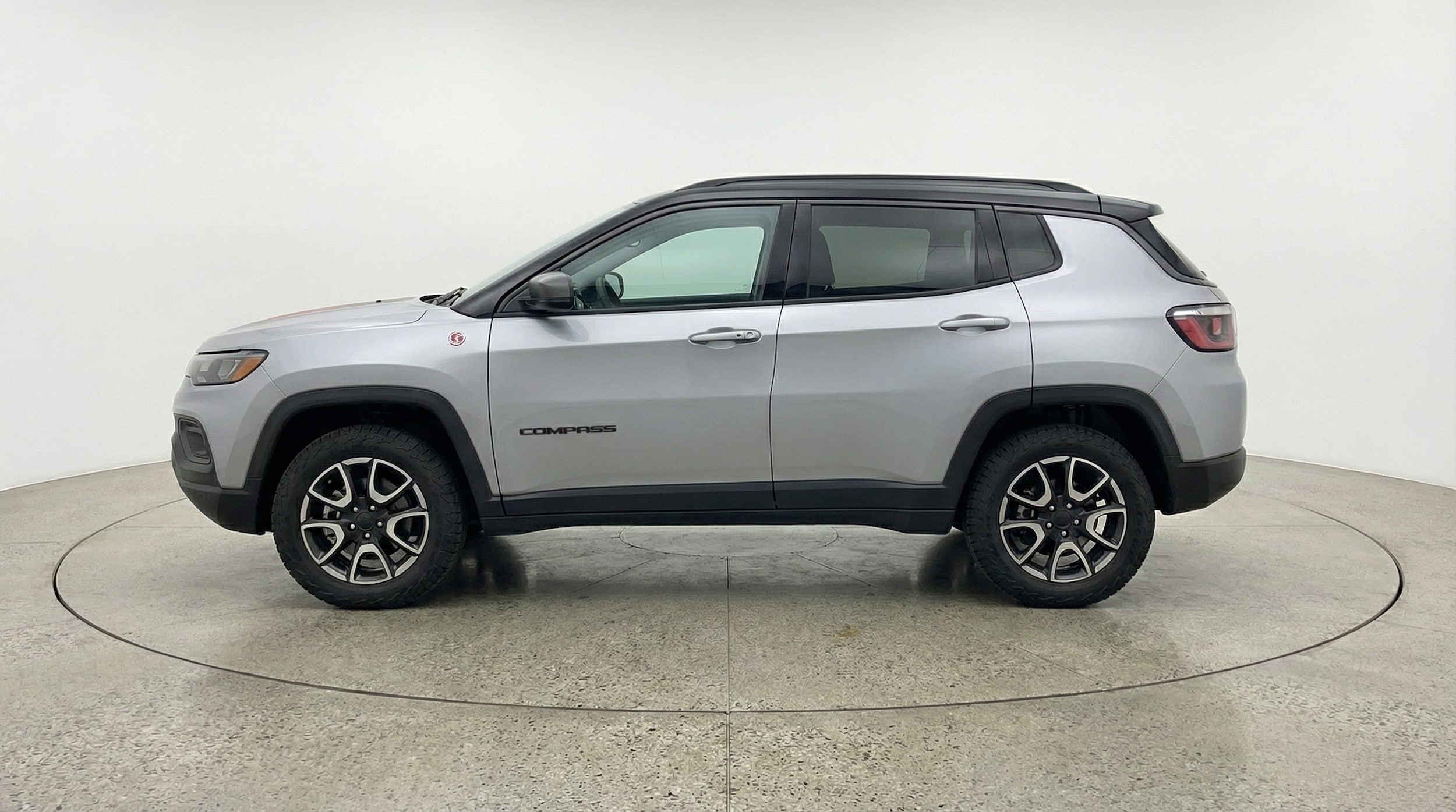 Thumbnail: 2025 Jeep Compass - 4