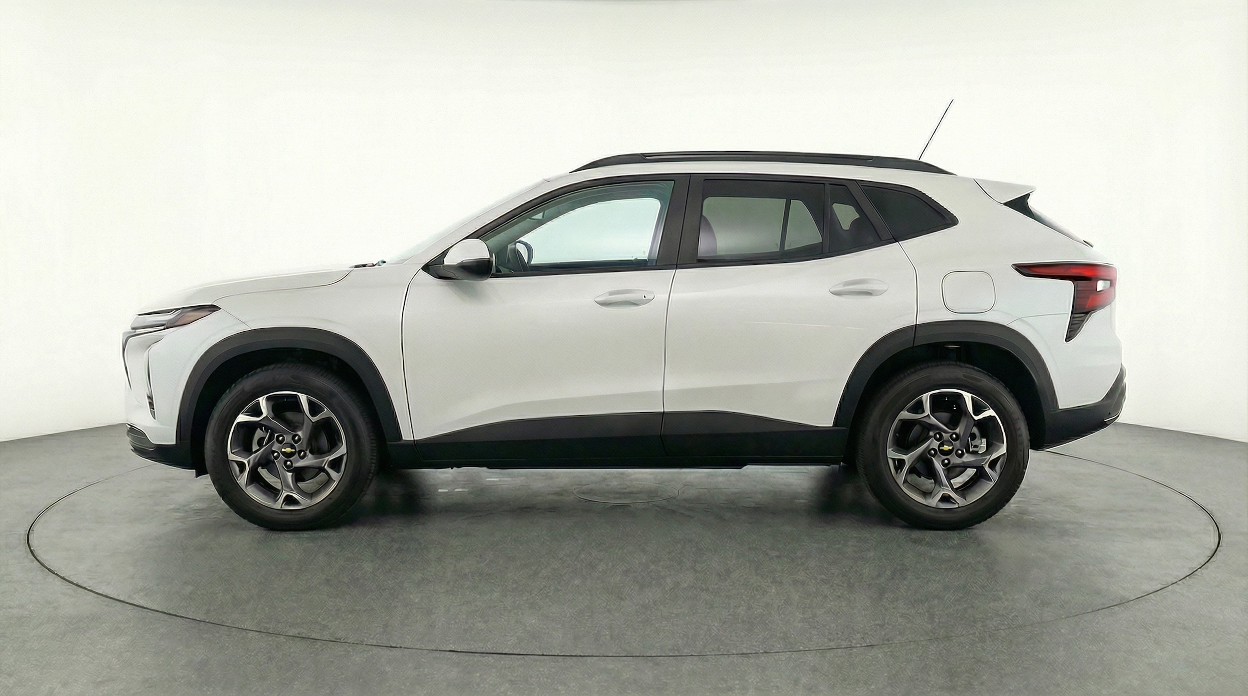 Thumbnail: 2025 Chevrolet Trax - 4