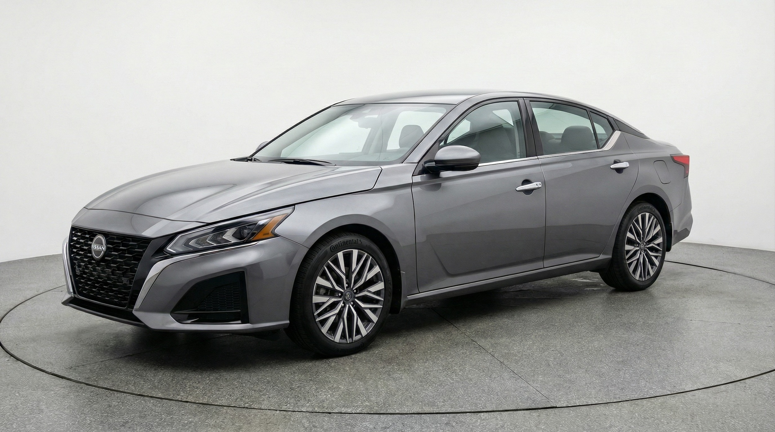 Thumbnail: 2025 Nissan Altima - 3