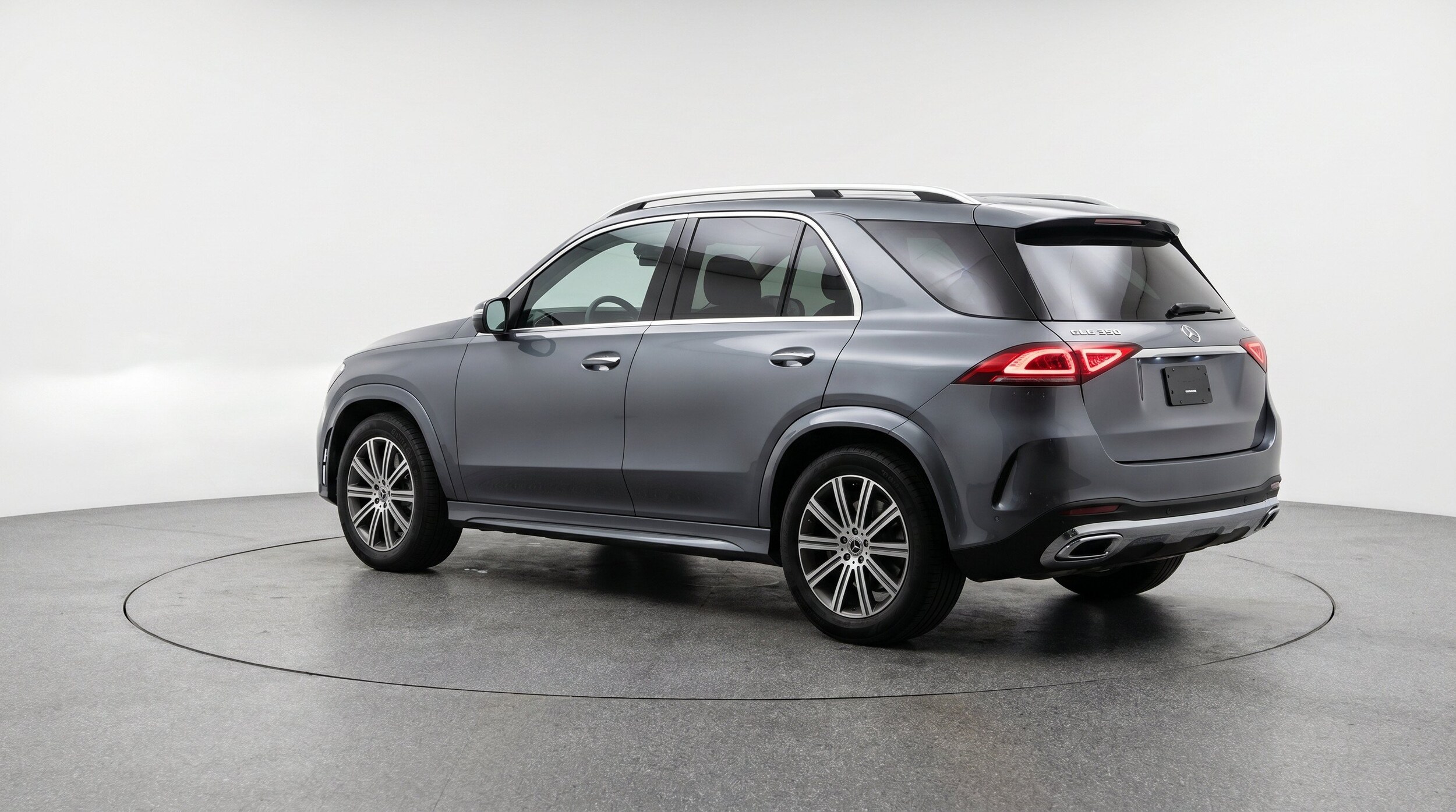 Thumbnail: 2026 Mercedes-Benz GLE - 6