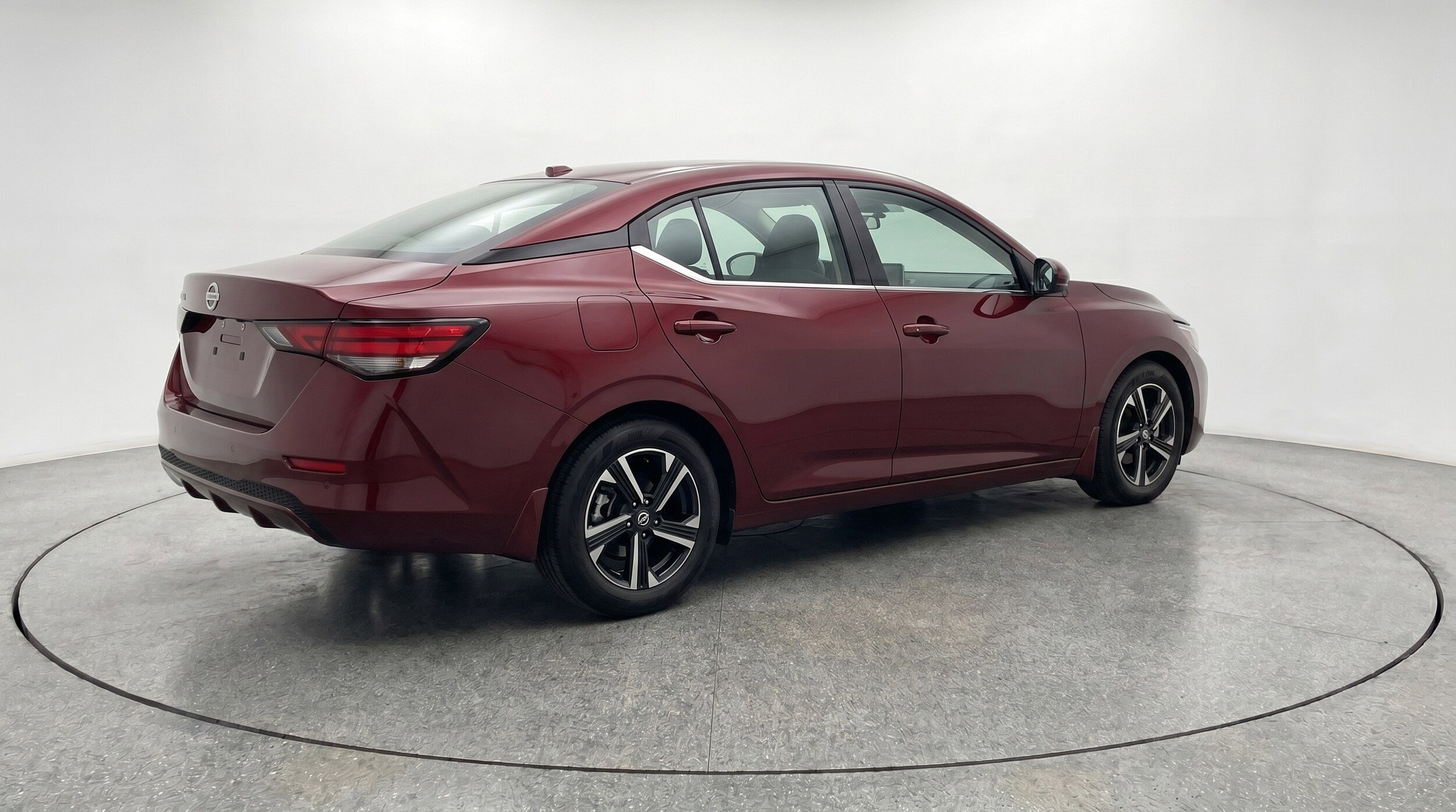 Thumbnail: 2025 Nissan Sentra - 9