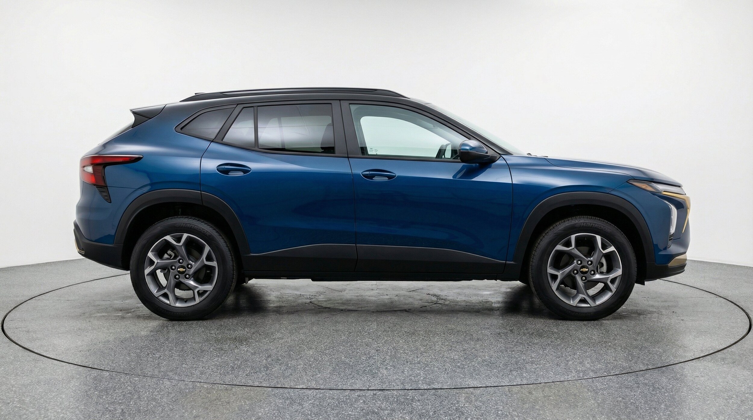 Thumbnail: 2025 Chevrolet Trax - 11