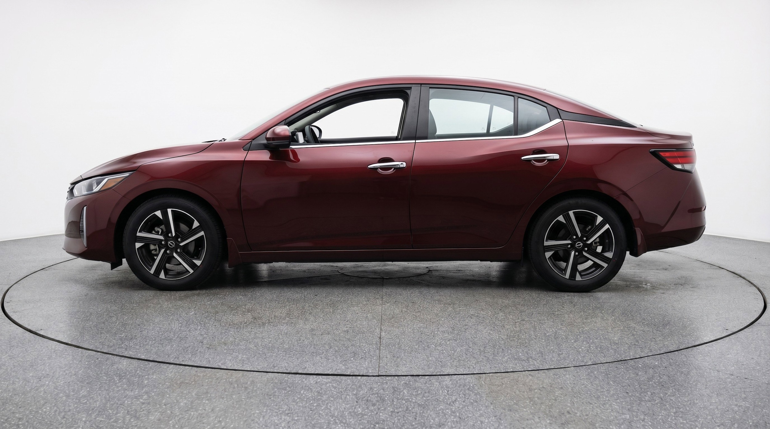 Thumbnail: 2025 Nissan Sentra - 5