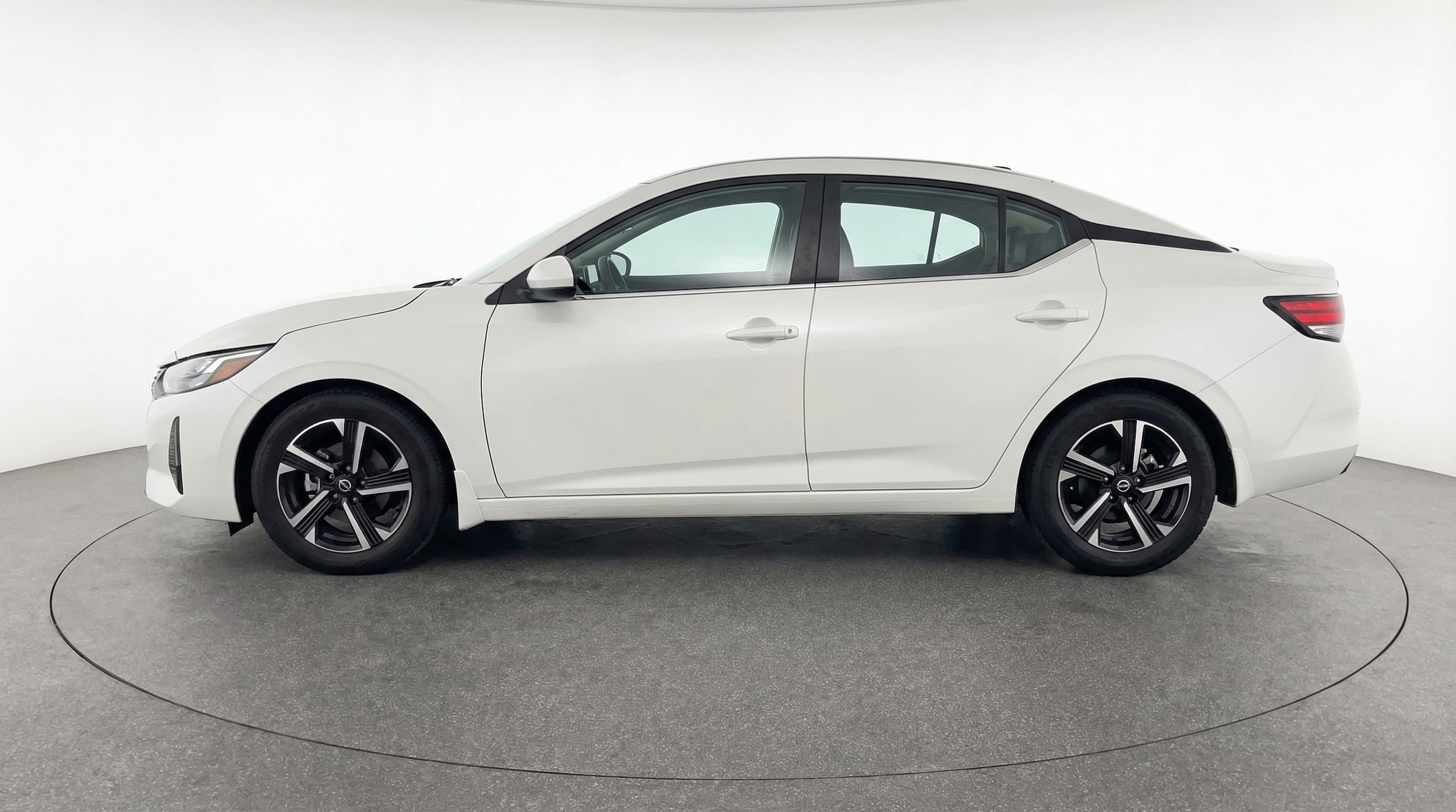 Thumbnail: 2025 Nissan Sentra - 4