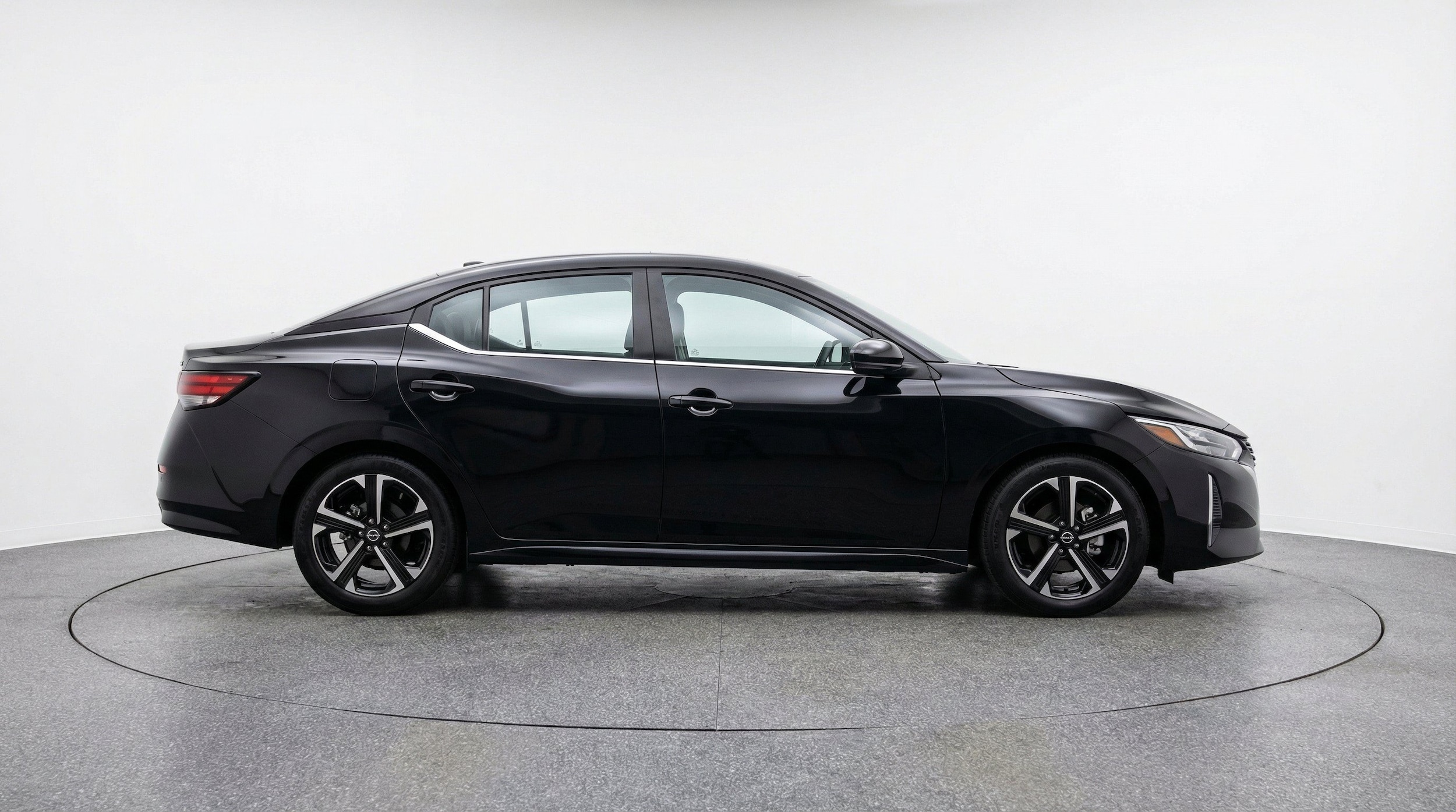 Thumbnail: 2025 Nissan Sentra - 11