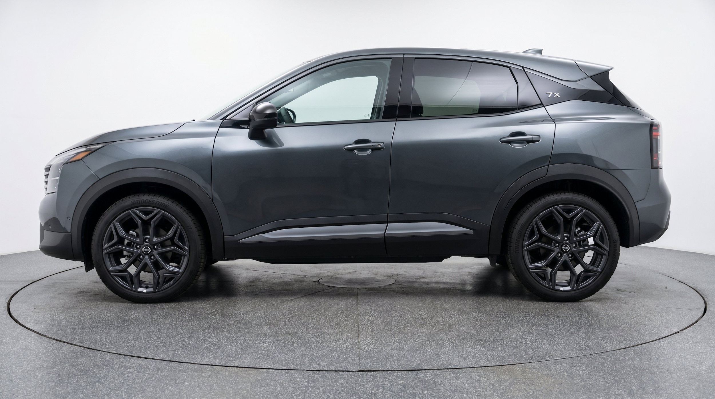 Thumbnail: 2026 Nissan Kicks - 5