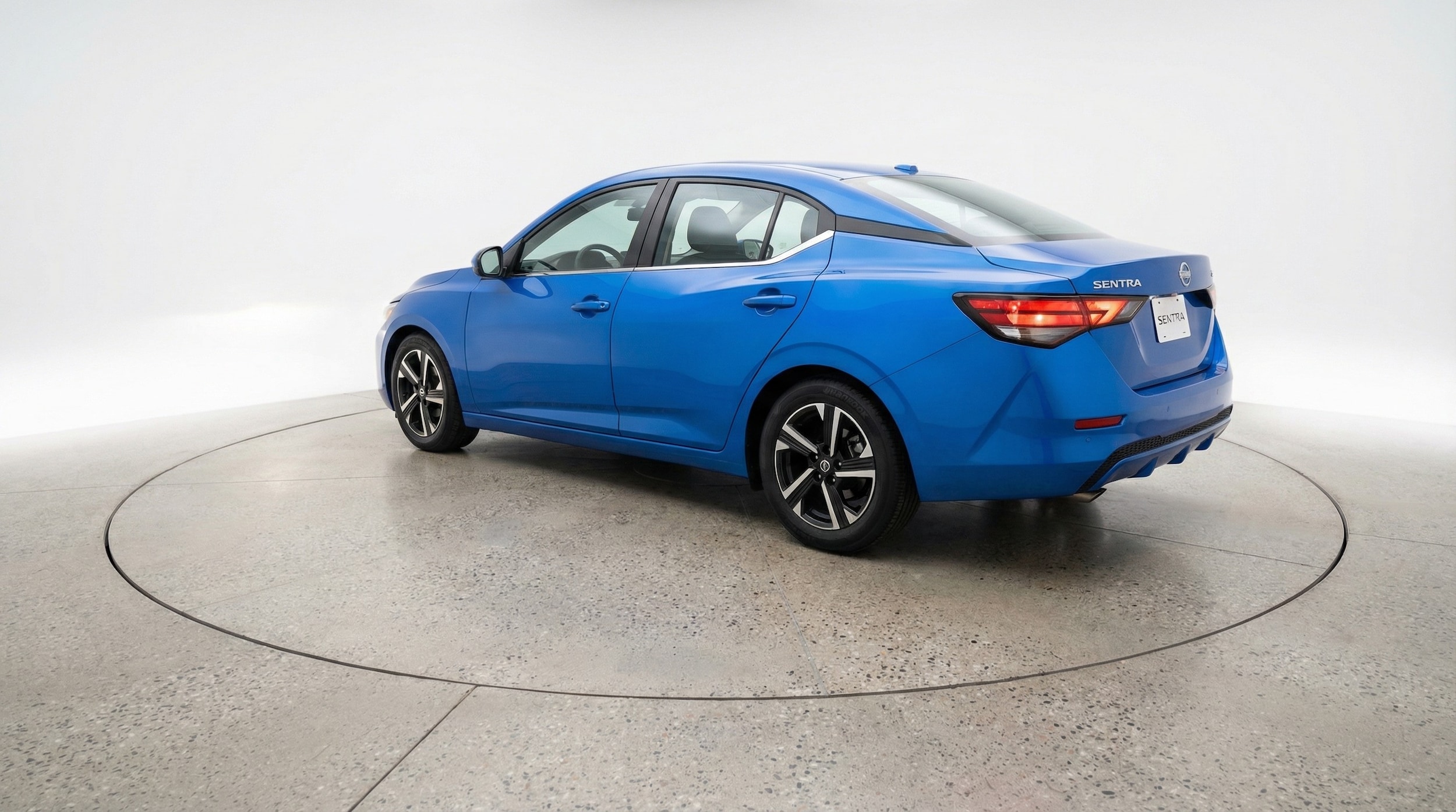 Thumbnail: 2025 Nissan Sentra - 5