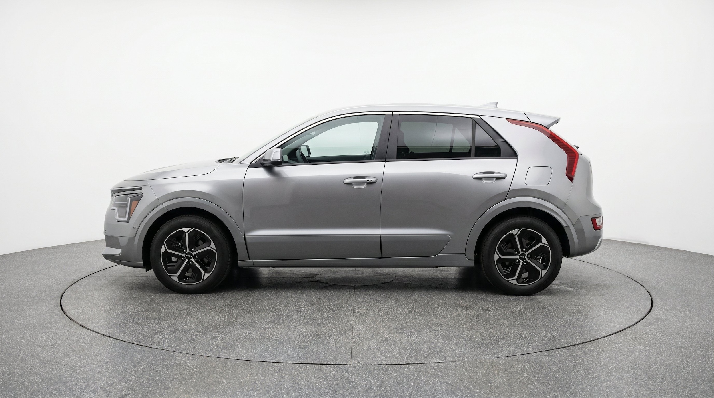 Thumbnail: 2026 Kia Niro - 5